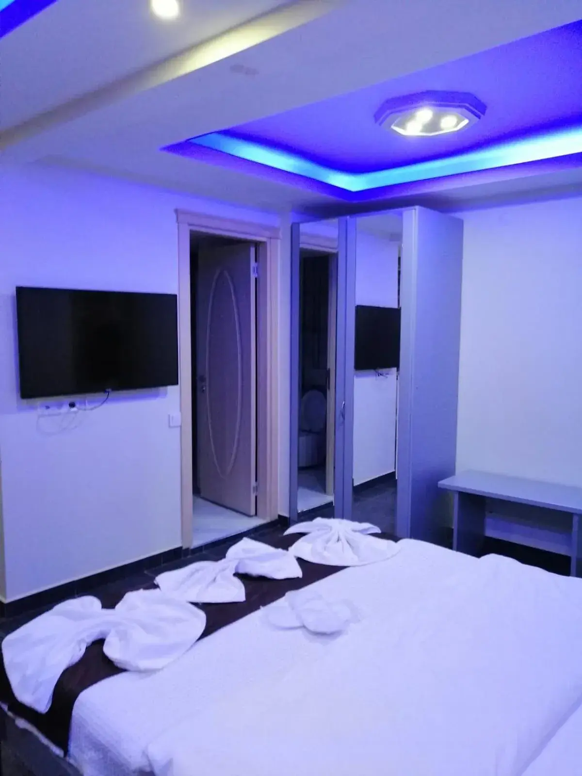 Large Double Room in KILIÇ MOTEL Large Double Room in KILIÇ MOTEL