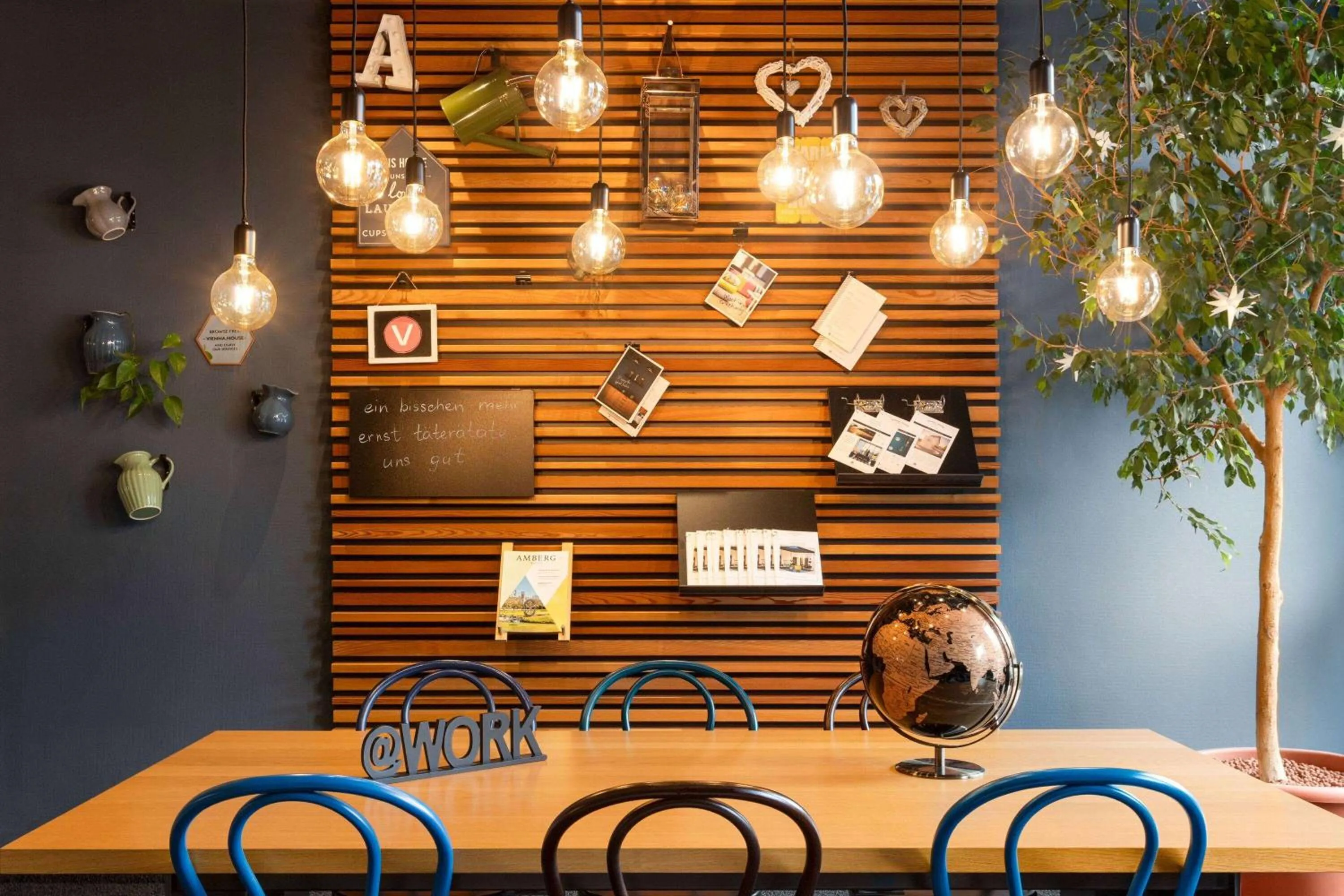 Lobby or reception in Vienna House Easy by Wyndham Amberg