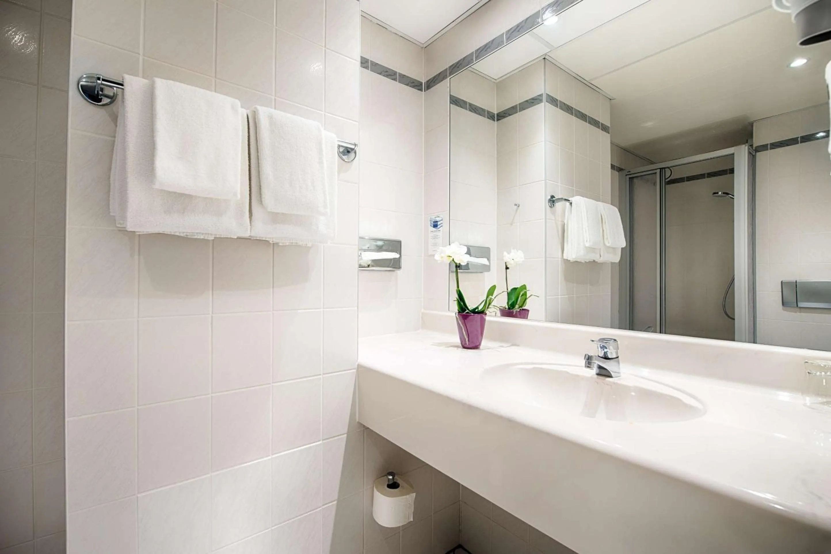 Shower in Congress Hotel Chemnitz