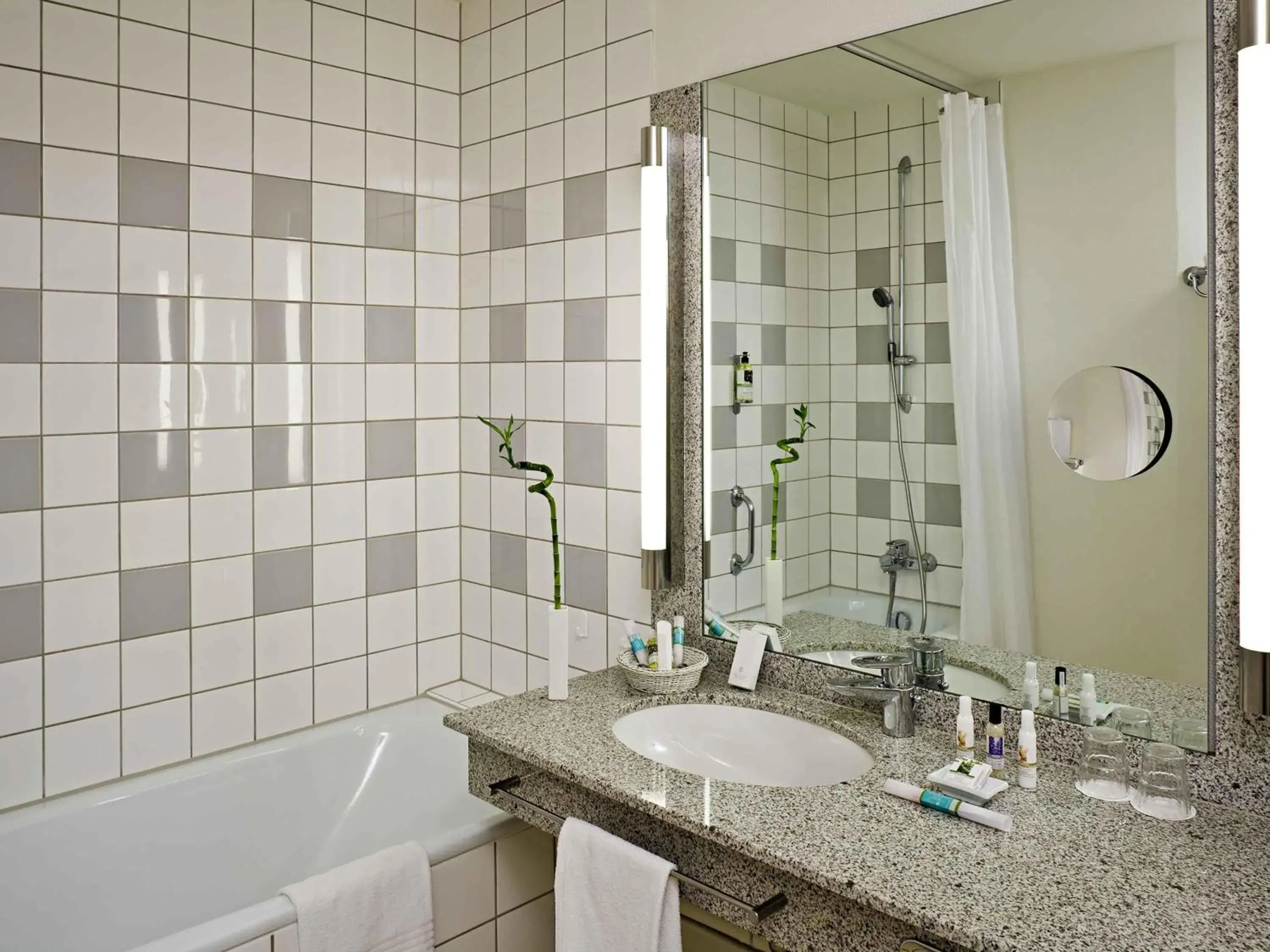 Privilege Double Room in Mercure Hotel am Messeplatz Offenburg Privilege Double Room in Mercure Hotel am Messeplatz Offenburg