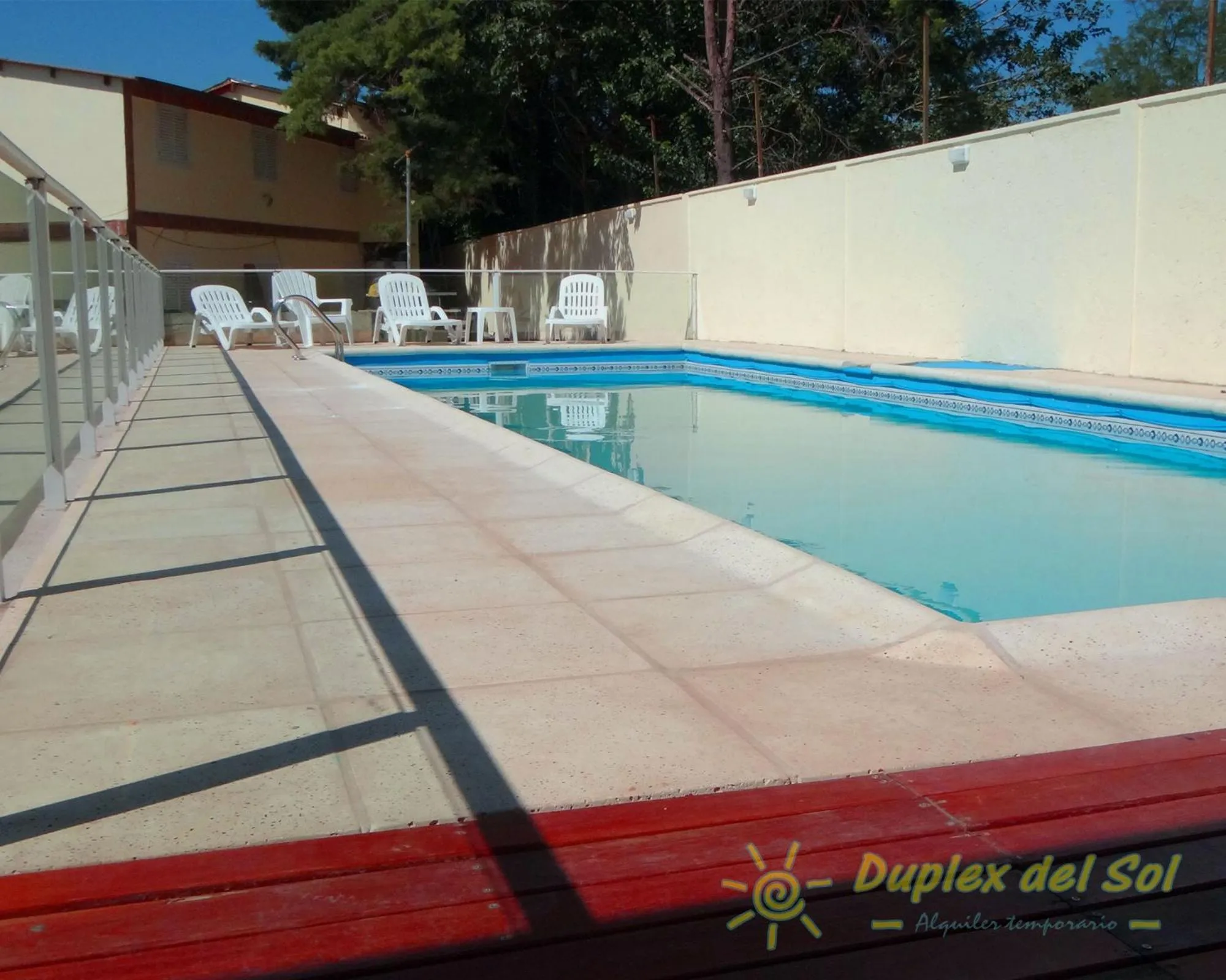 Swimming pool in Duplex del Sol