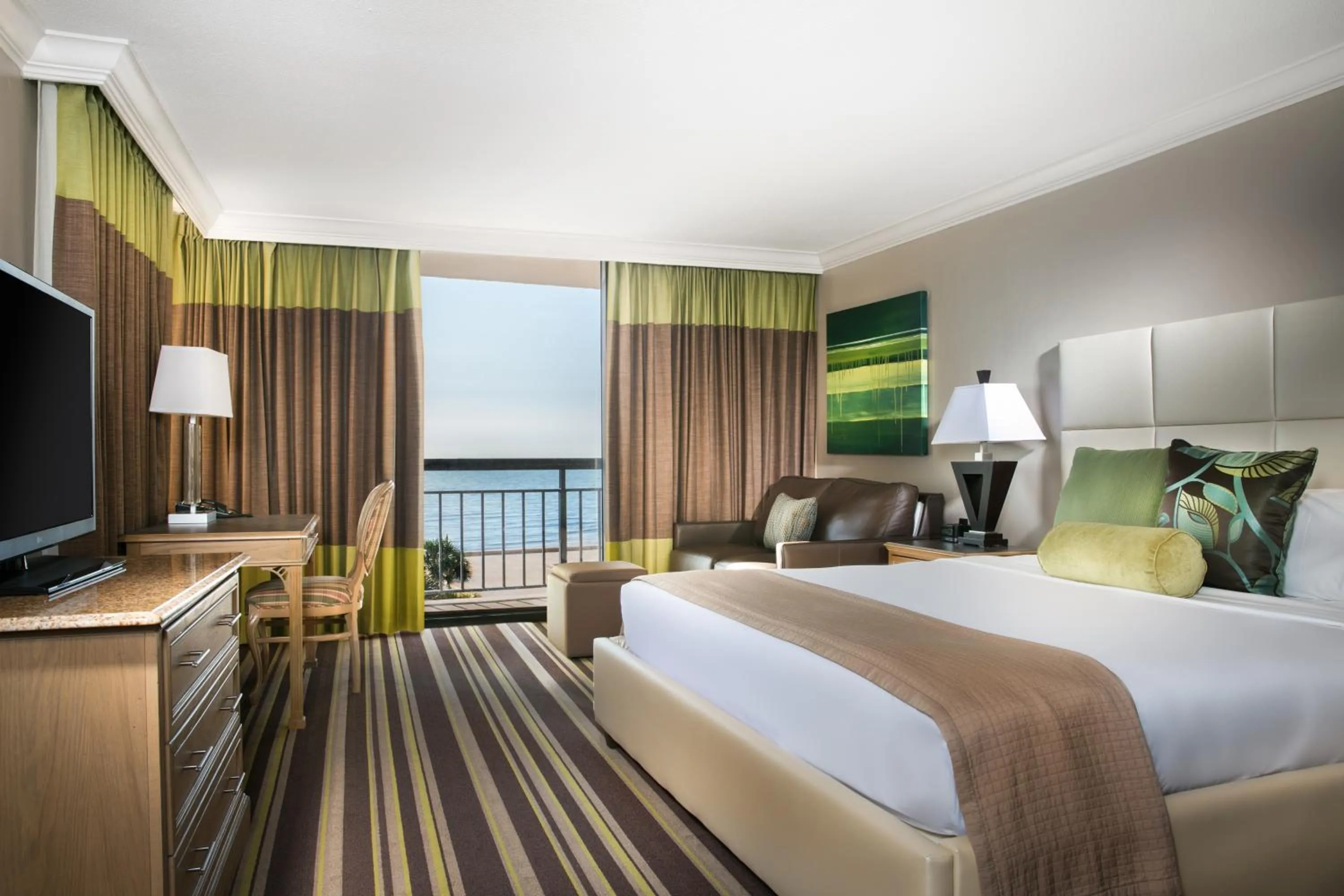 Bedroom, Bed in The San Luis Resort Spa & Conference Center