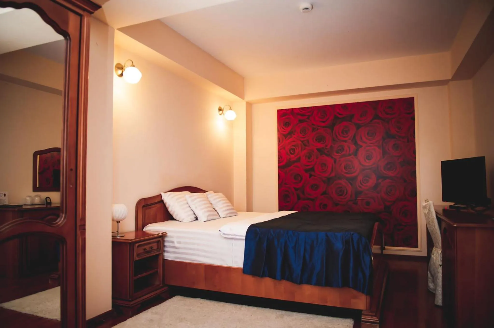 Bed in Hotel Senator