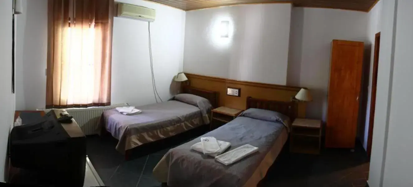 Twin Room in Albatros Twin Room in Albatros