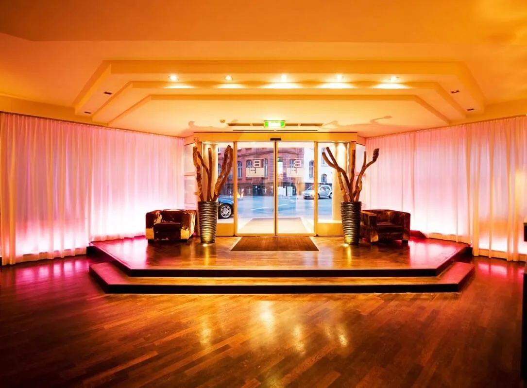 Bristol Hotel - Frankfurt City Centre - Central