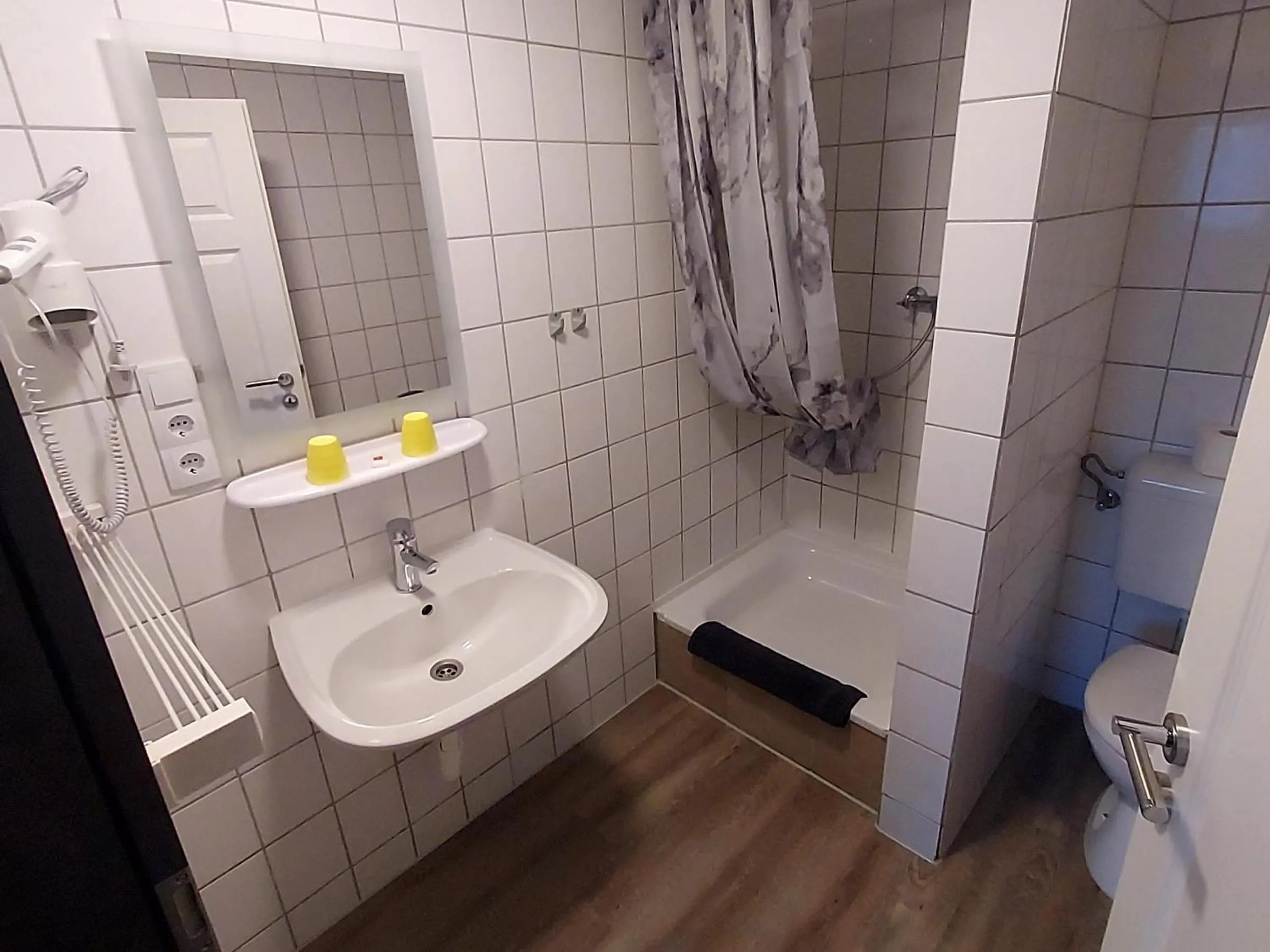 Shower in Landgasthof "Hotel zum Norden"