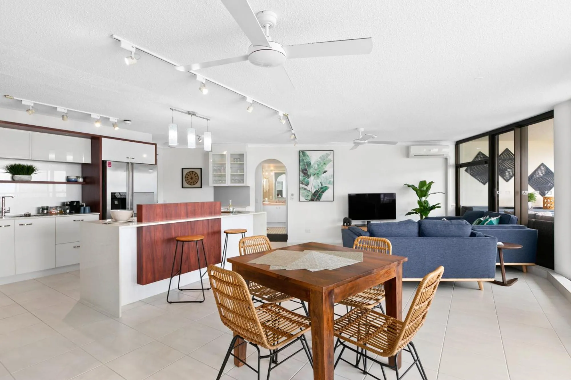 Living room in Cairns Aquarius