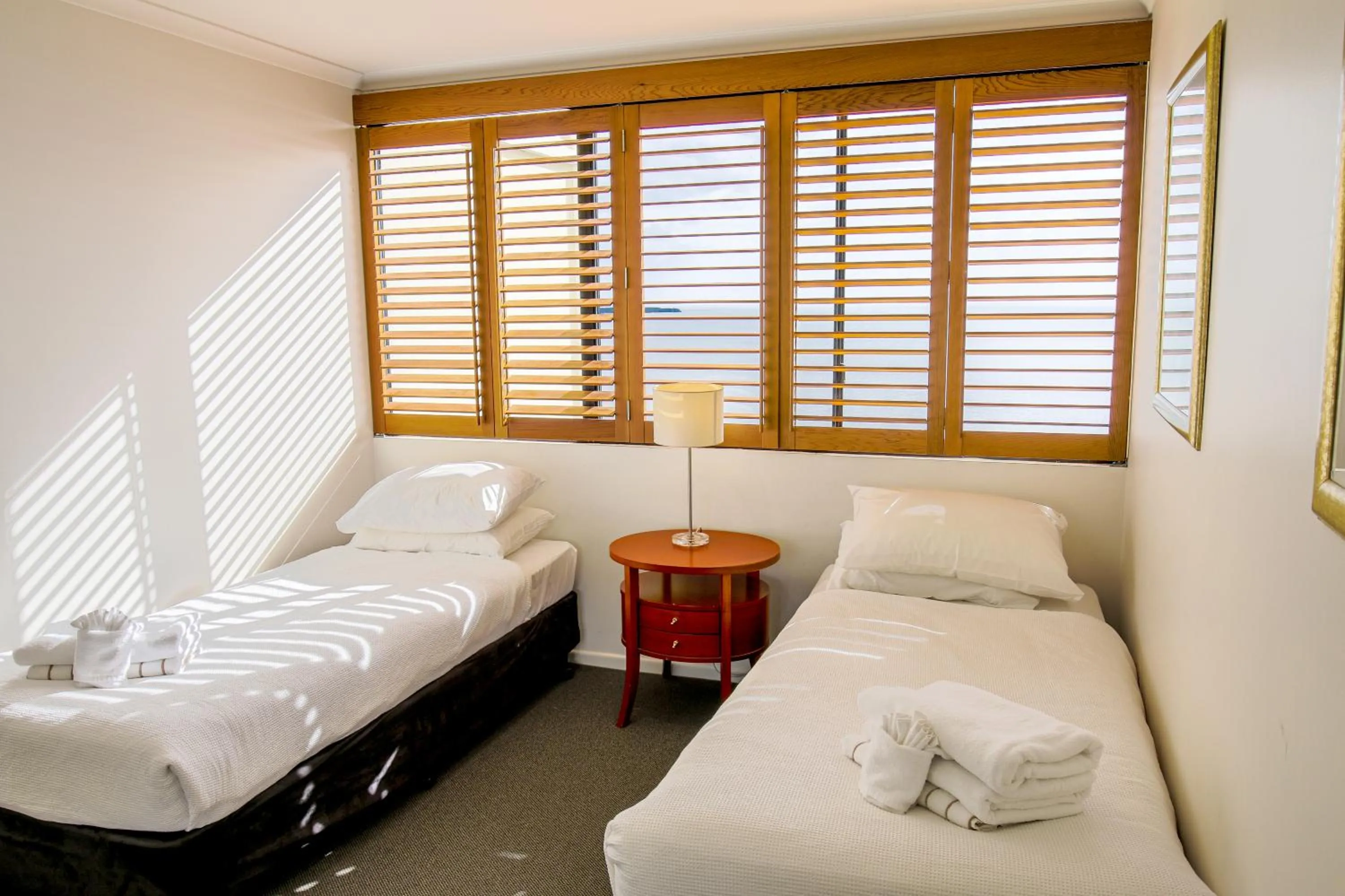Bedroom, Bed in Cairns Aquarius