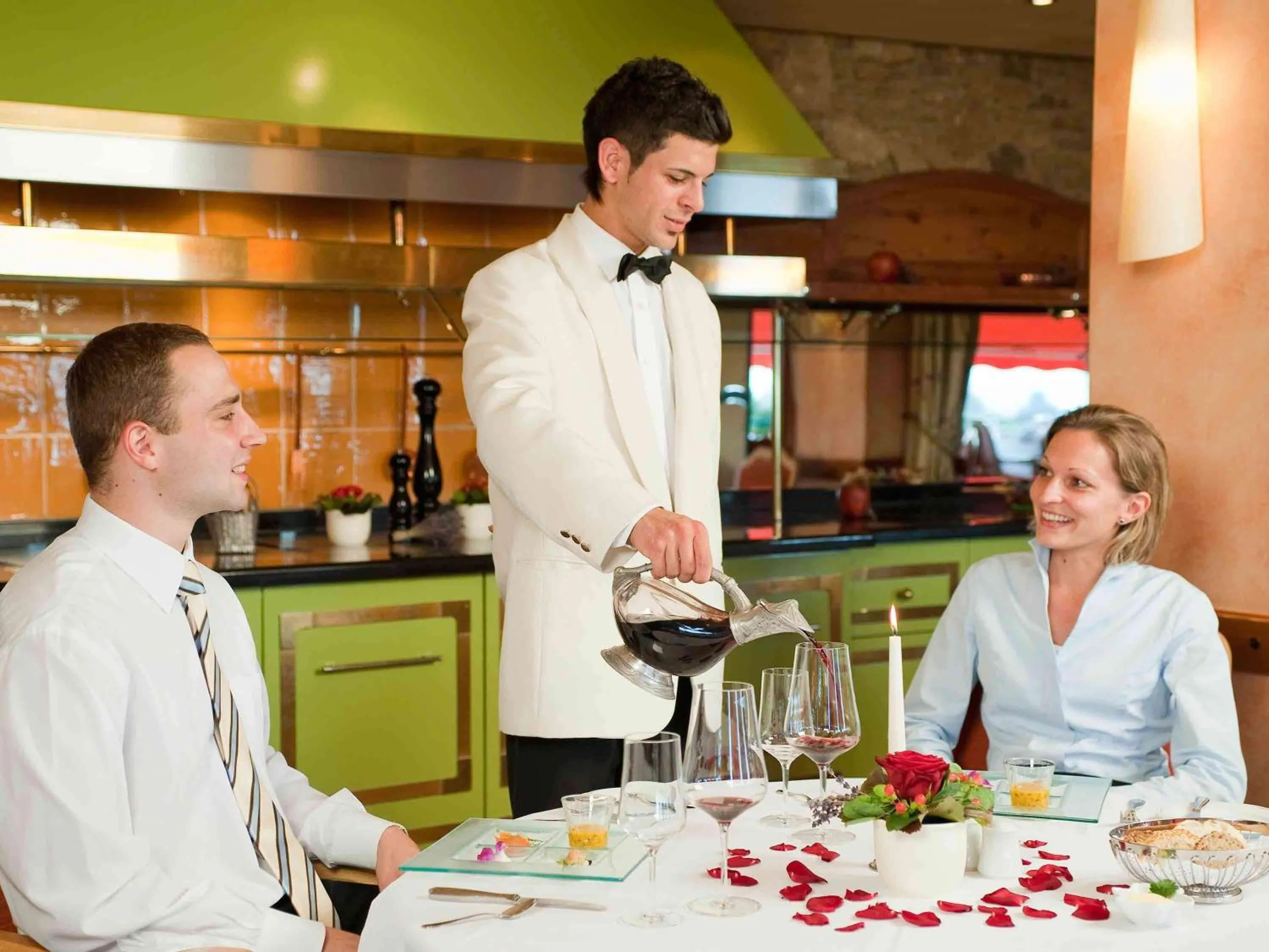 Restaurant/places to eat in Mercure Hotel Panorama Freiburg