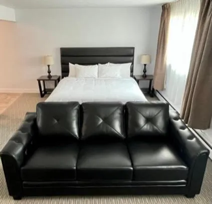 Bed in Anavada Inn & Suites - Prince George
