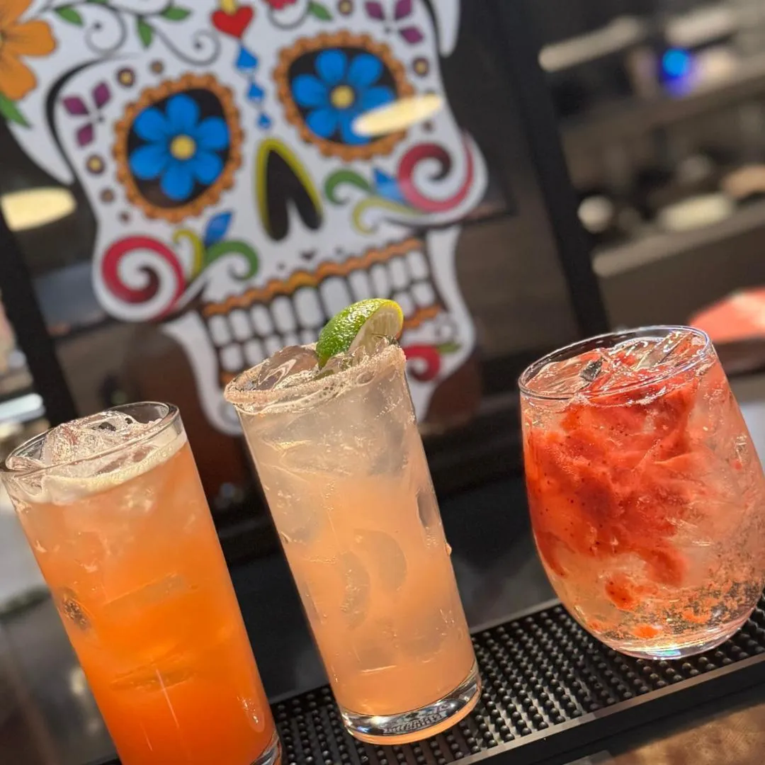 Lounge or bar in Anavada Inn & Suites - Prince George