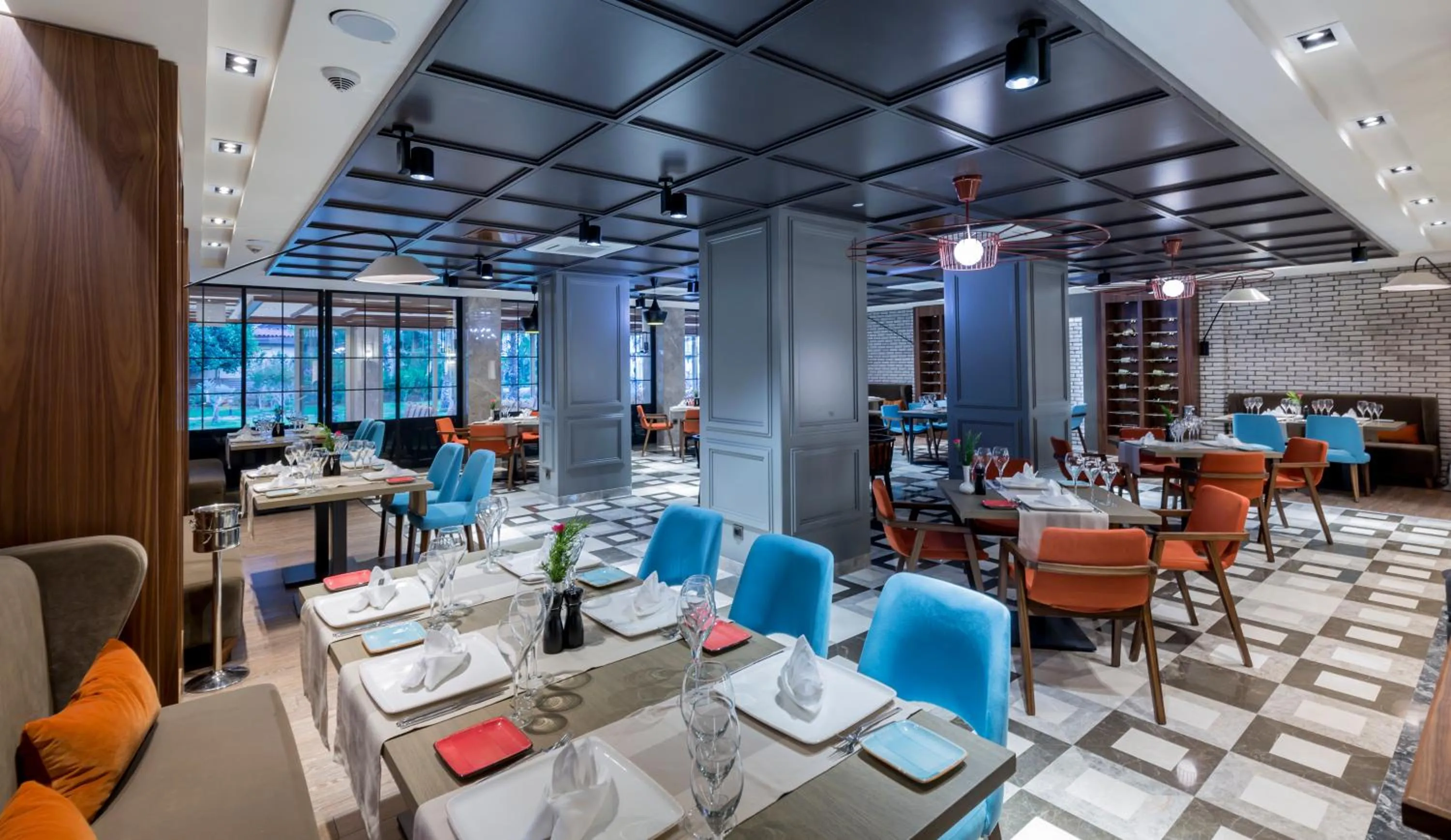 Restaurant/places to eat in Bellis Deluxe Hotel & Heated for Winter Aqua Park