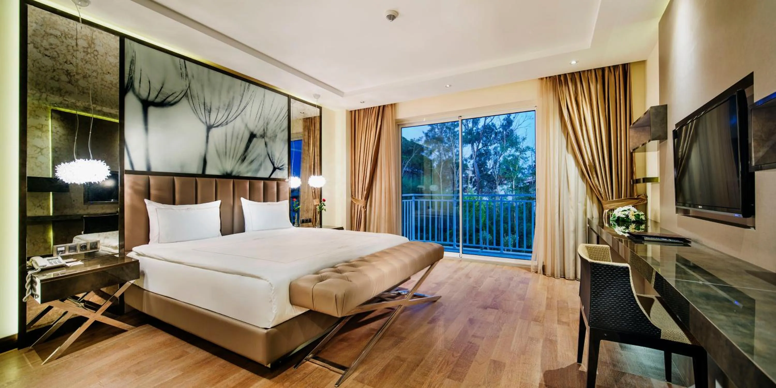 Bedroom, Bed in Bellis Deluxe Hotel & Heated for Winter Aqua Park