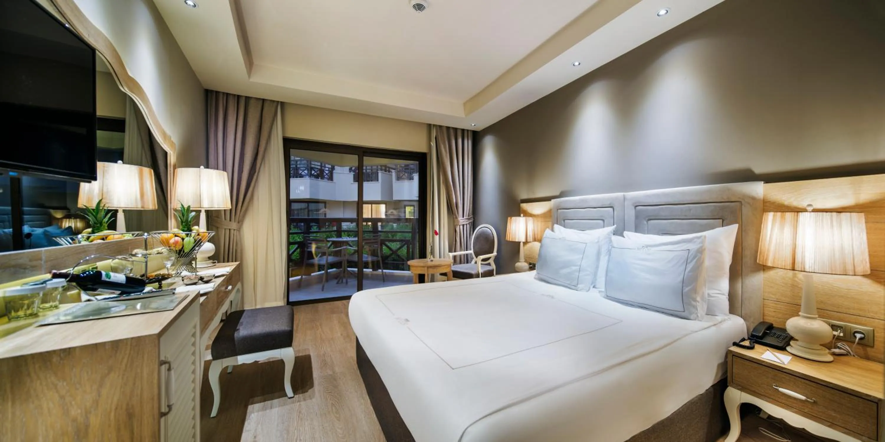 Bedroom, Bed in Bellis Deluxe Hotel & Heated for Winter Aqua Park