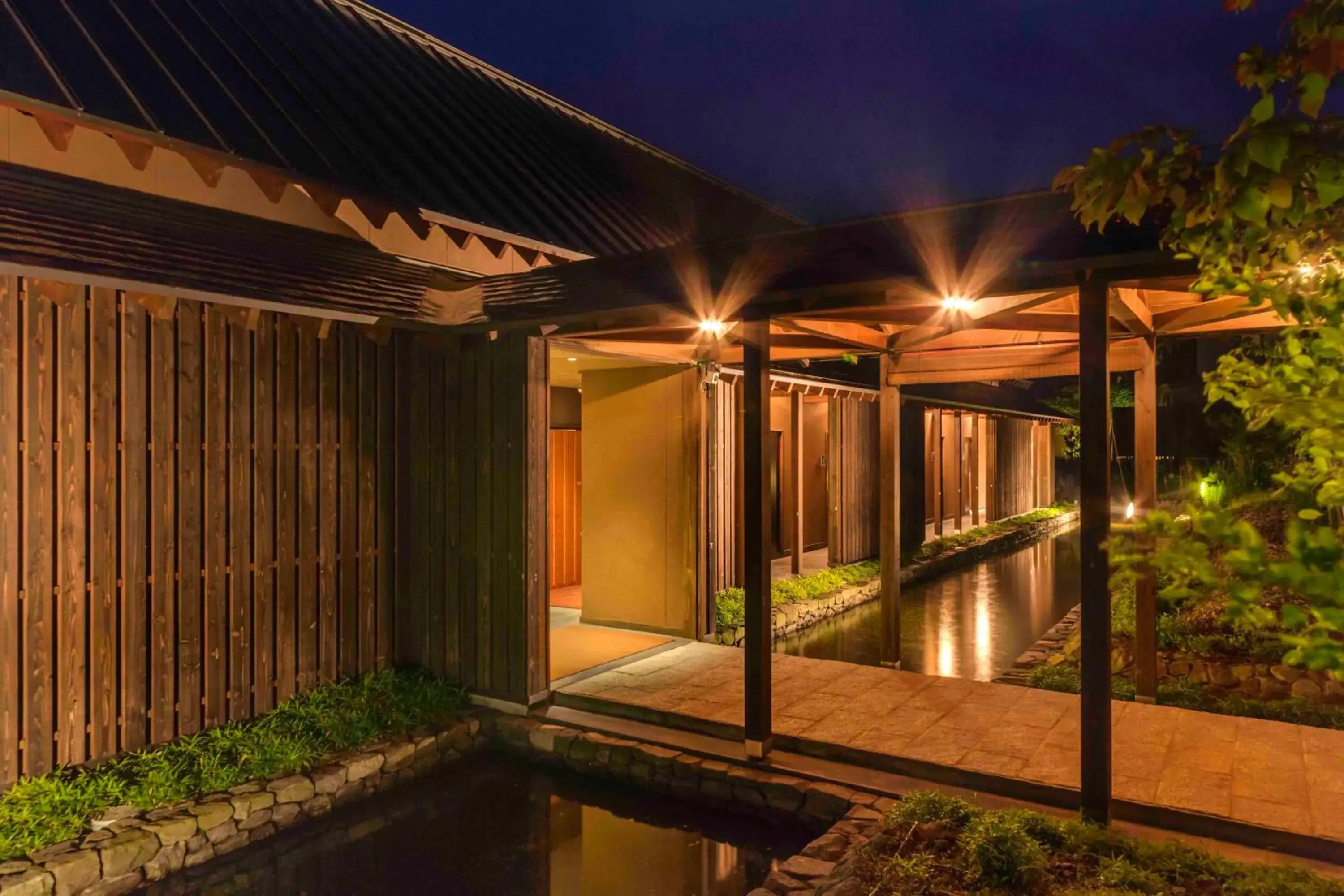 Facade/entrance in Yamado Facade/entrance in Yamado