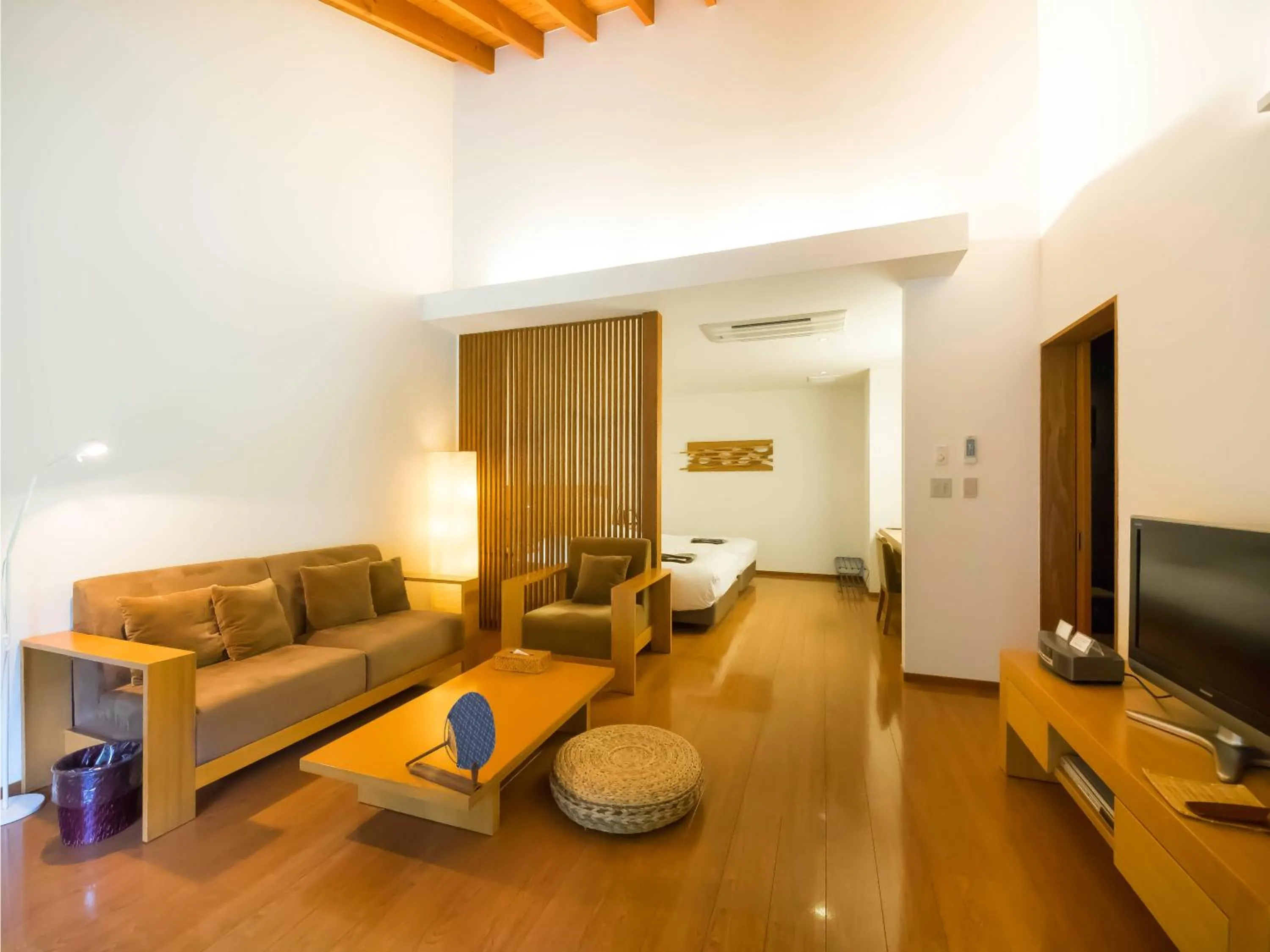 Photo of the whole room in Yamado