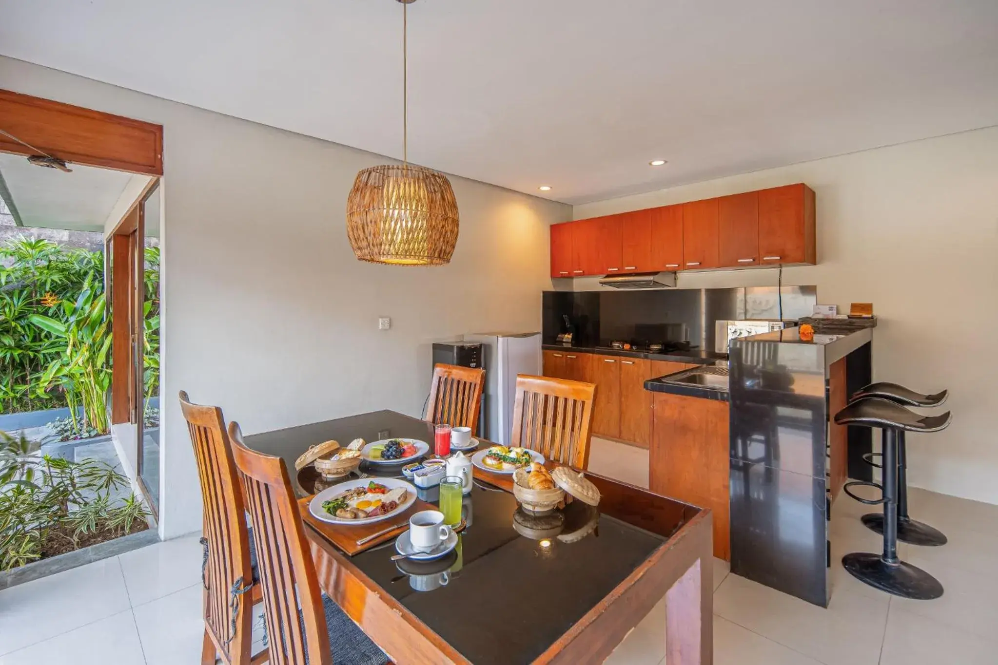 kitchen in Nyanyi Sanctuary Villa Tabanan by Ini Vie Hospitality kitchen in Nyanyi Sanctuary Villa Tabanan by Ini Vie Hospitality