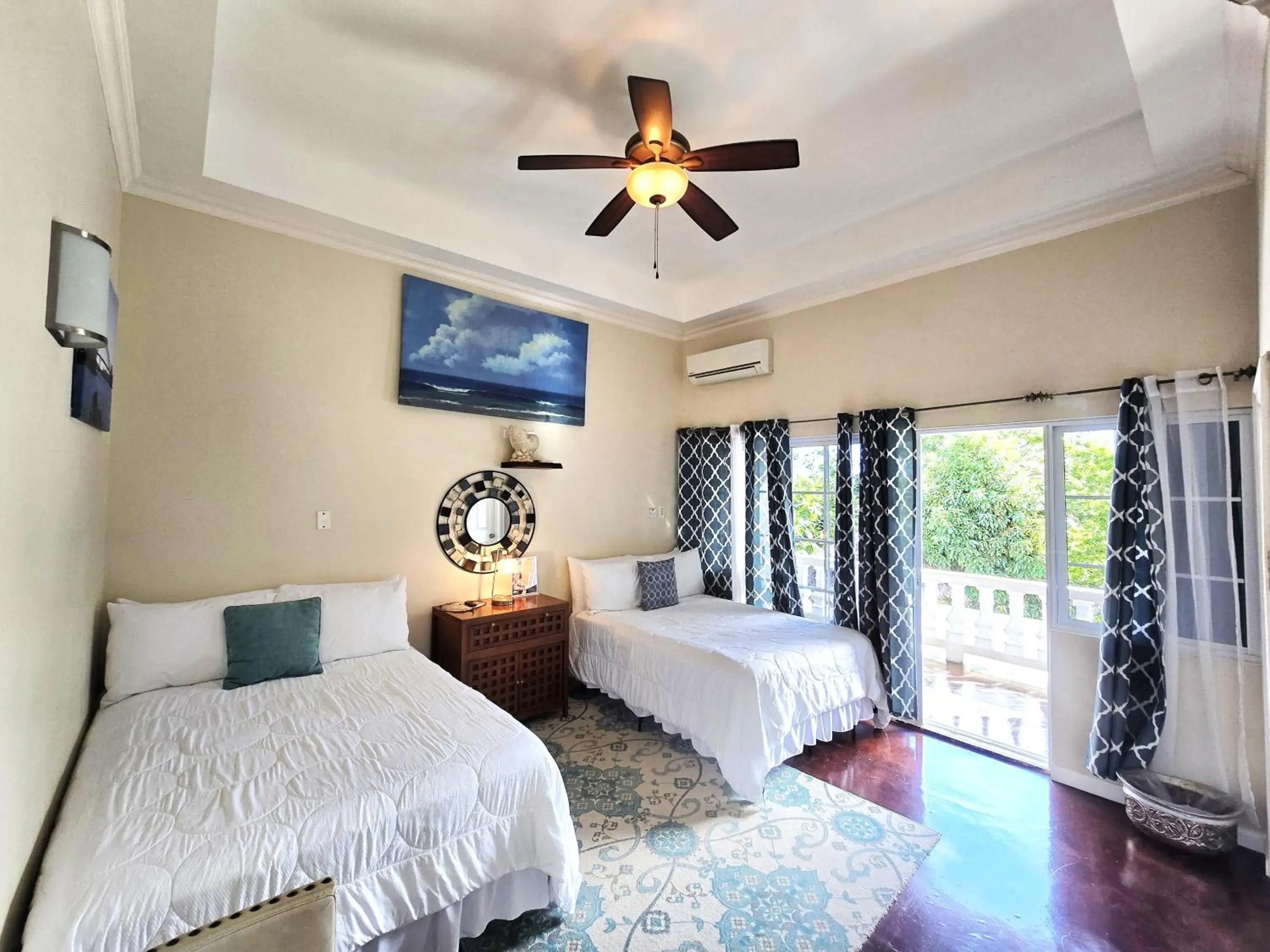 Bedroom, Bed in Blue Paloma Bed & Breakfast Bedroom, Bed in Blue Paloma Bed & Breakfast