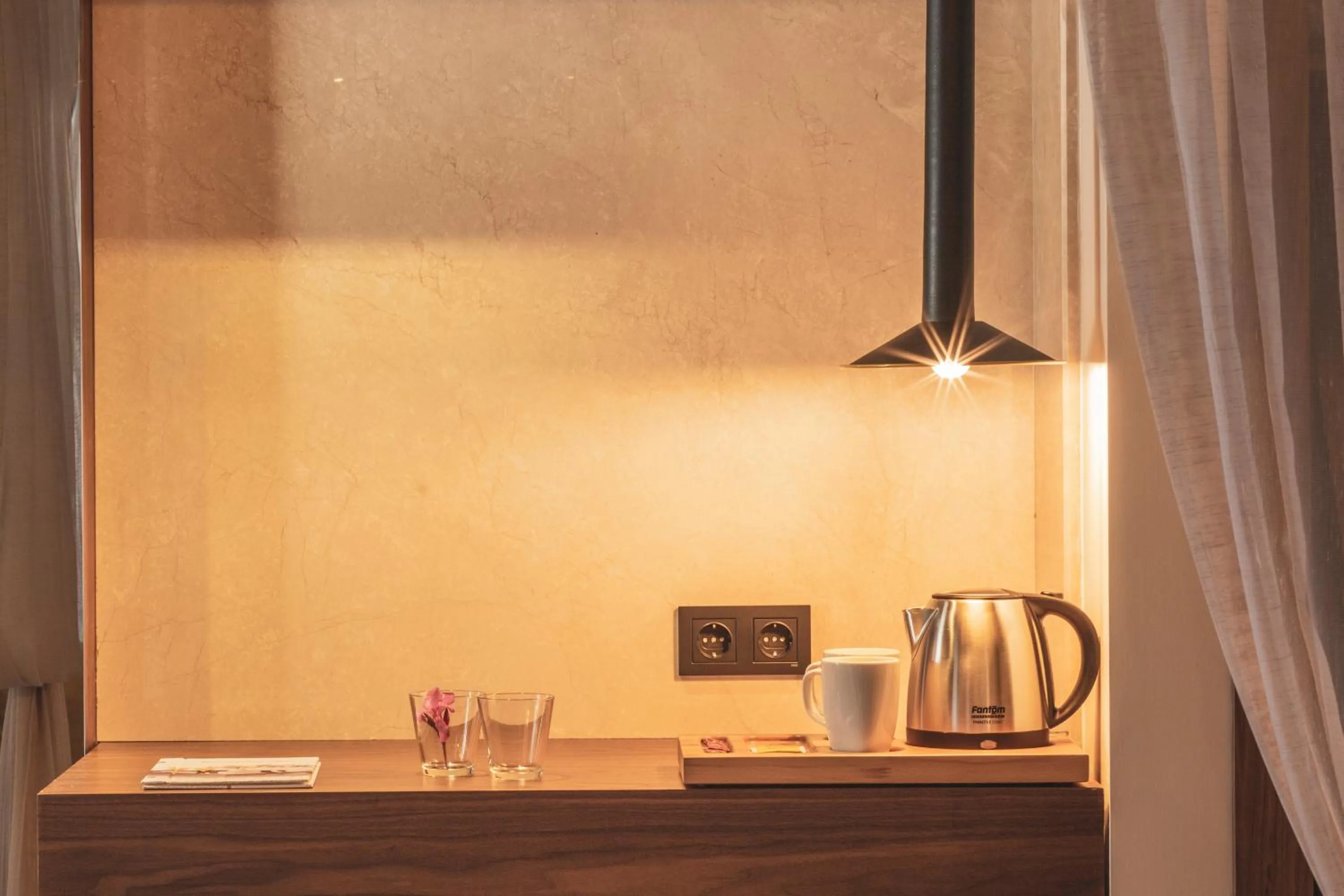 Coffee/tea facilities in Orka Sunlife Resort Hotel and Aquapark