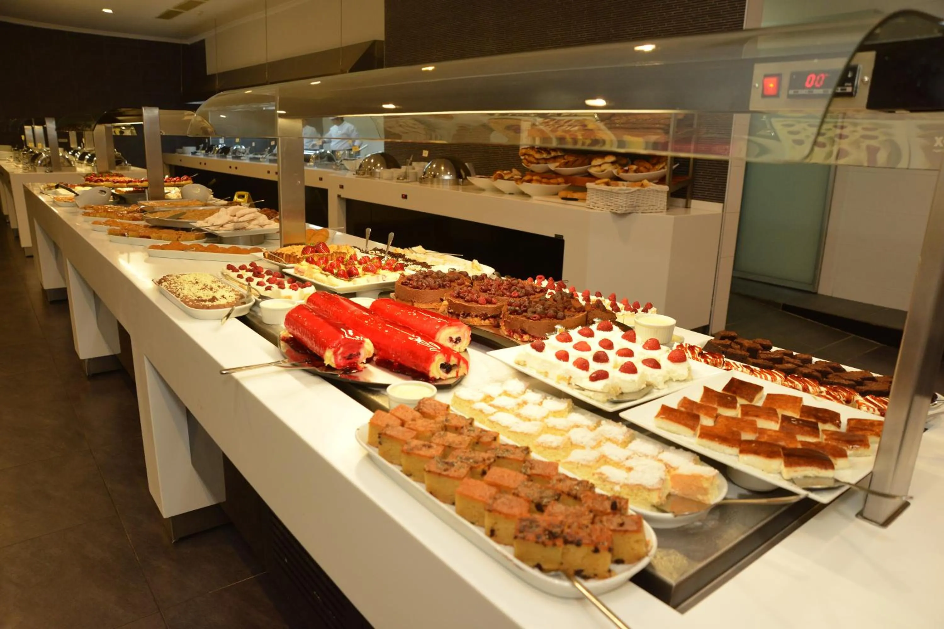 Restaurant/places to eat in Orka Sunlife Resort Hotel and Aquapark