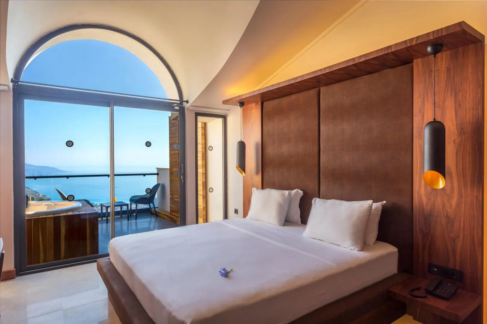 Bed in Orka Sunlife Resort Hotel and Aquapark