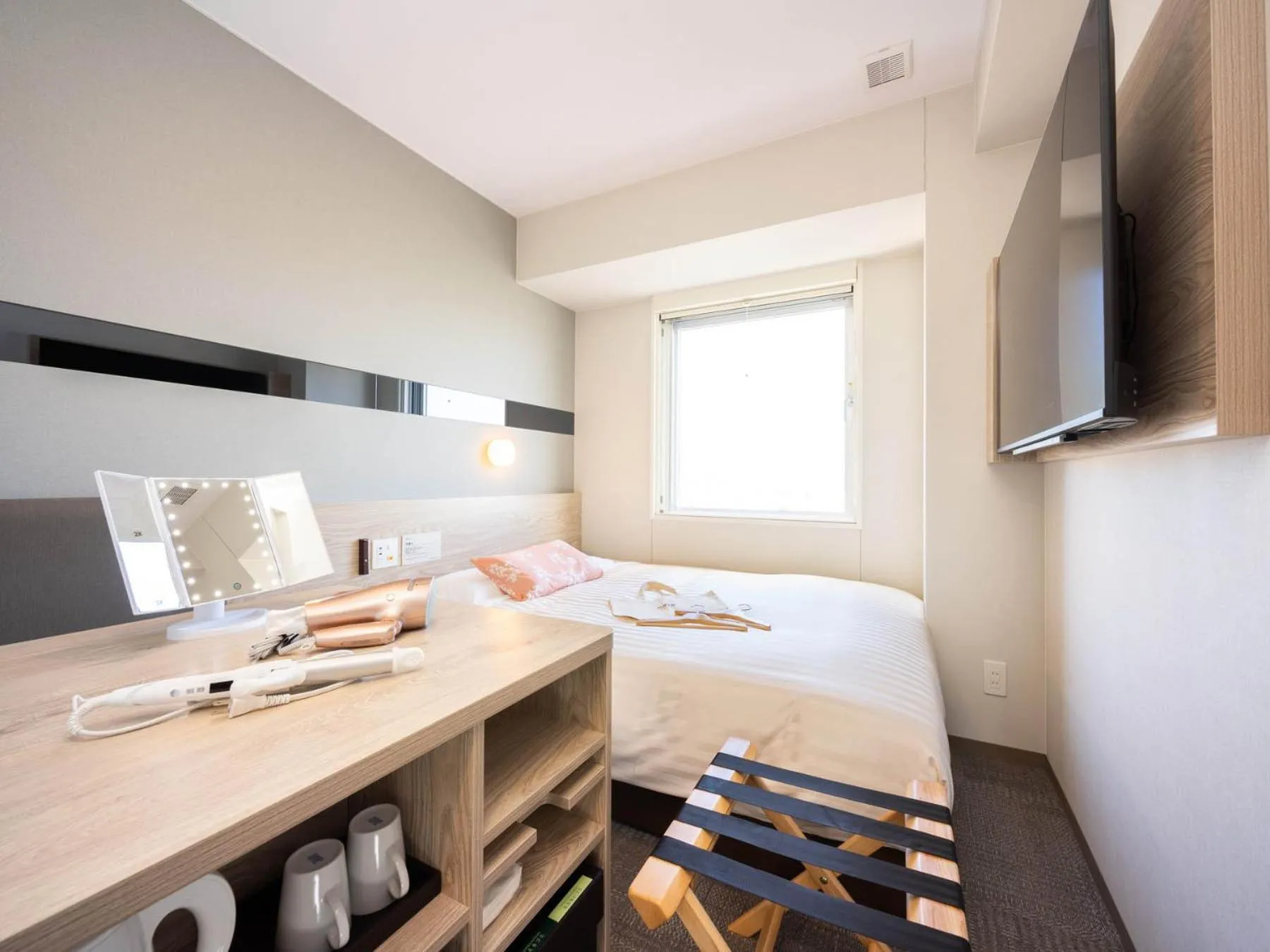 Photo of the whole room, Bed in Super Hotel Marugame Ekimae