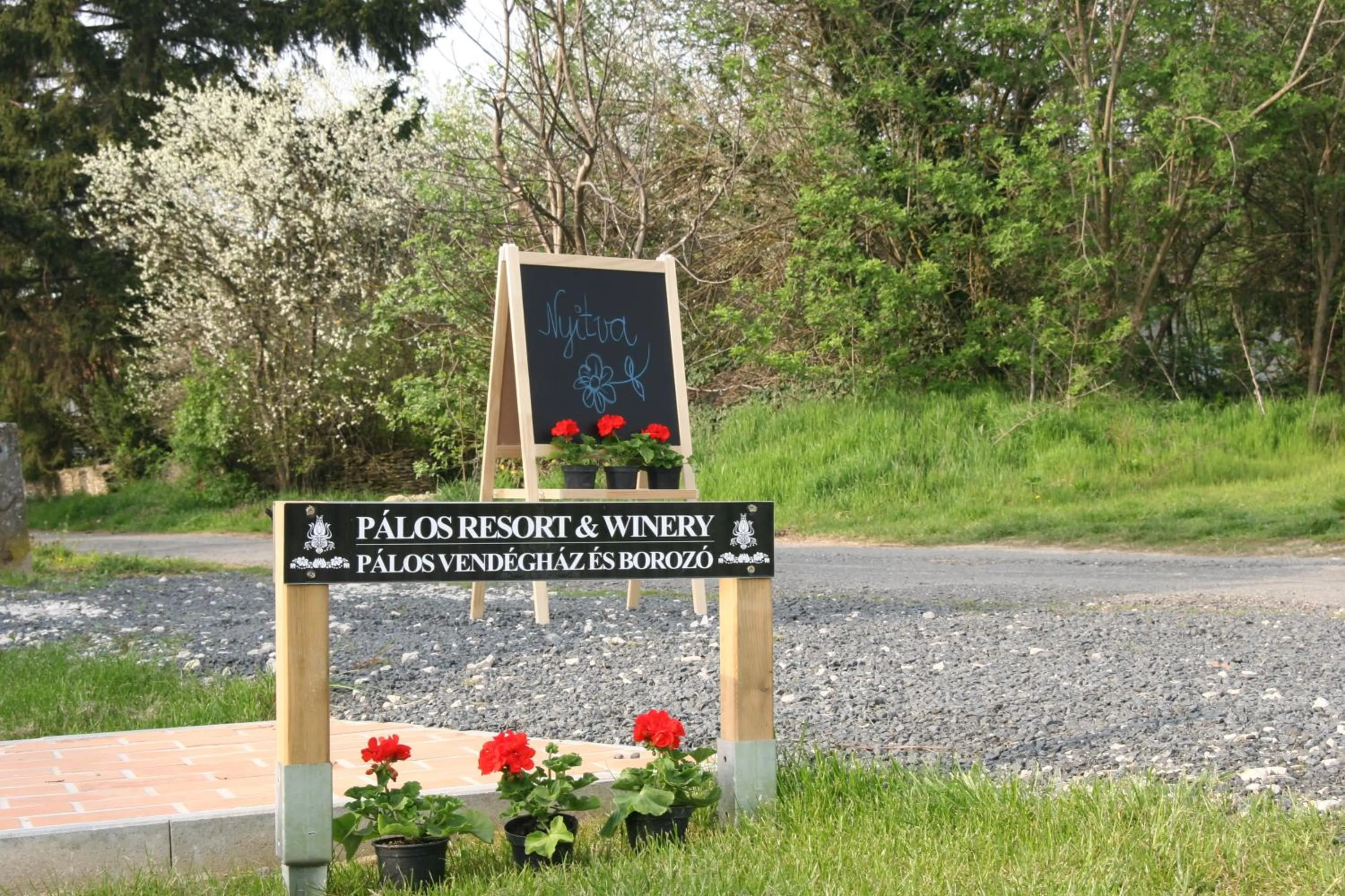 Facade/entrance in Pálos Resort