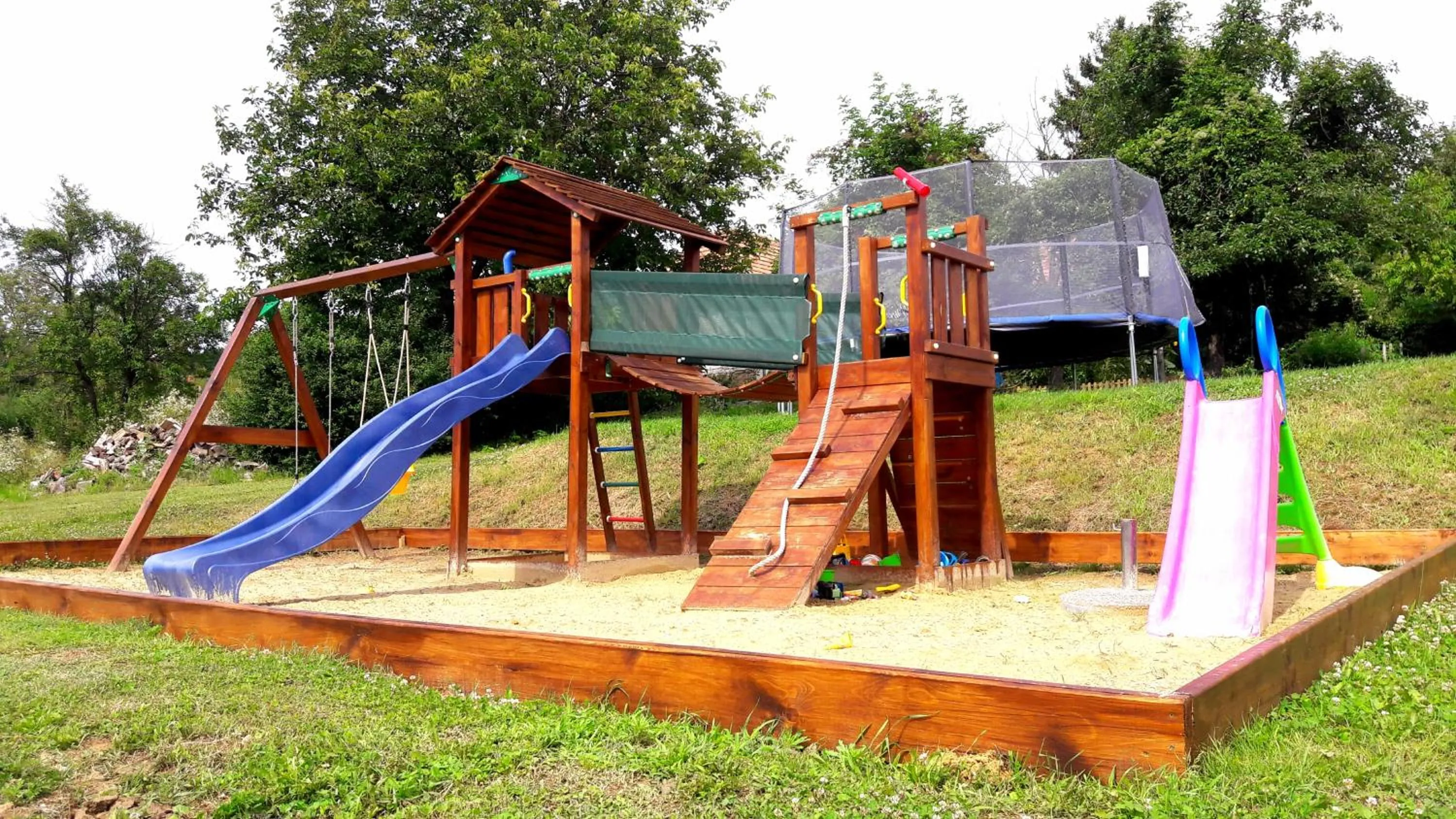 Children play ground in Pálos Resort