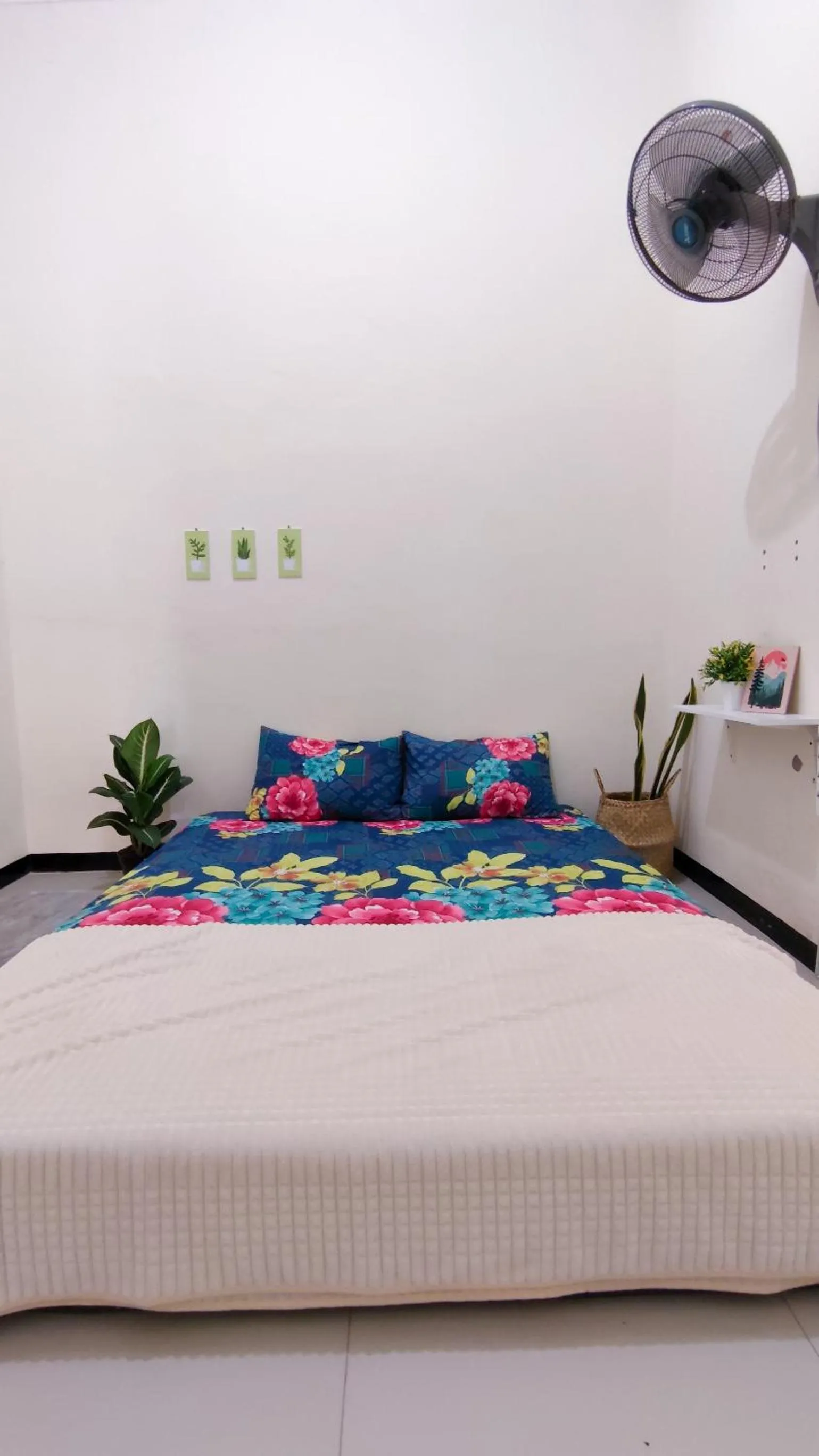 Bed in Surabaya Homey near ITS Syariah