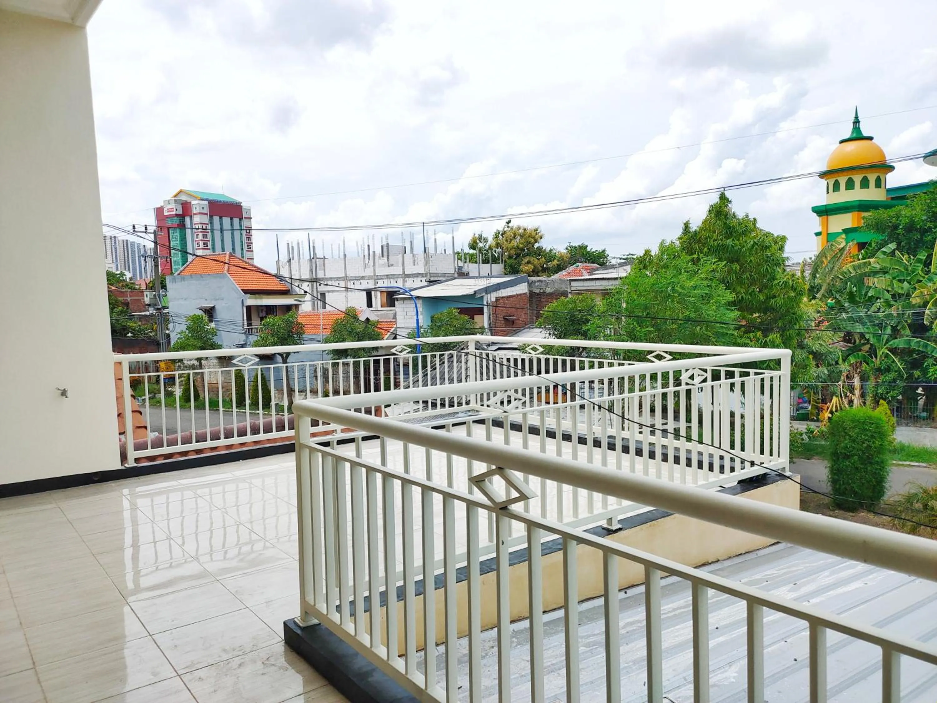 Balcony/Terrace in Surabaya Homey near ITS Syariah