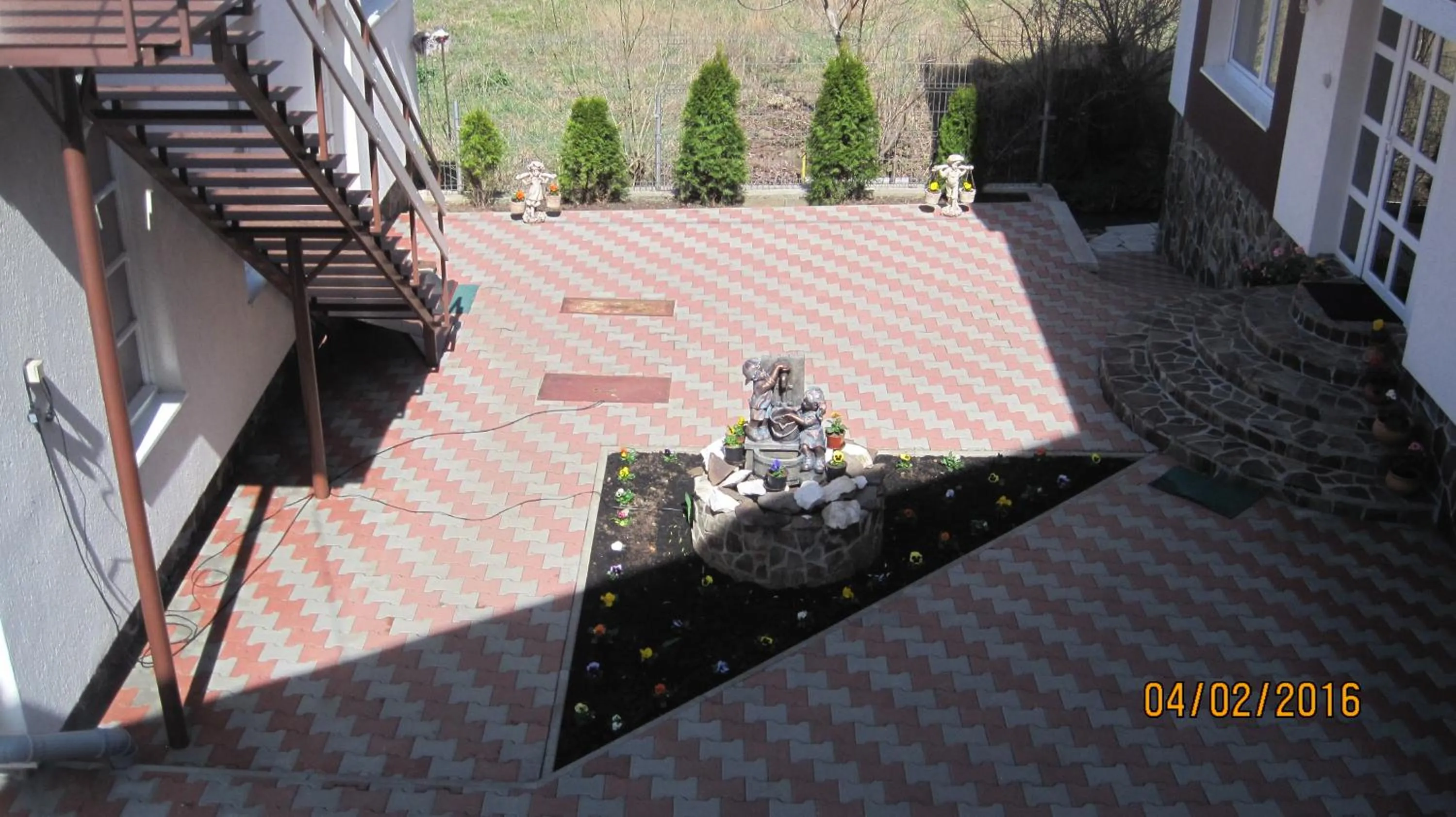 Patio in Zoltán & Erika Panzió Parajd