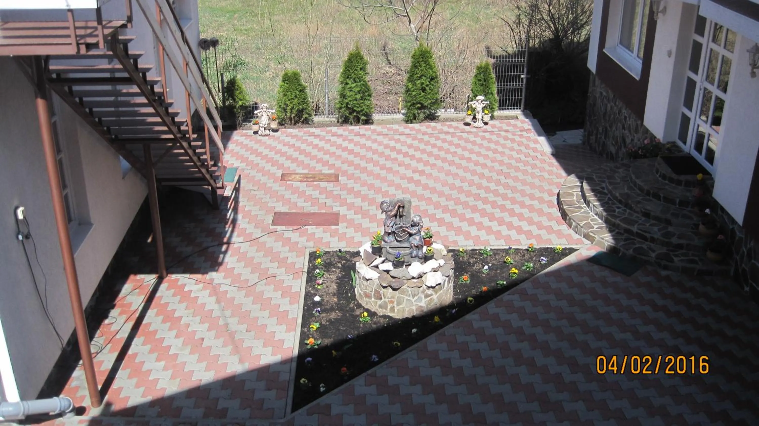 Patio in Zoltán & Erika Panzió Parajd