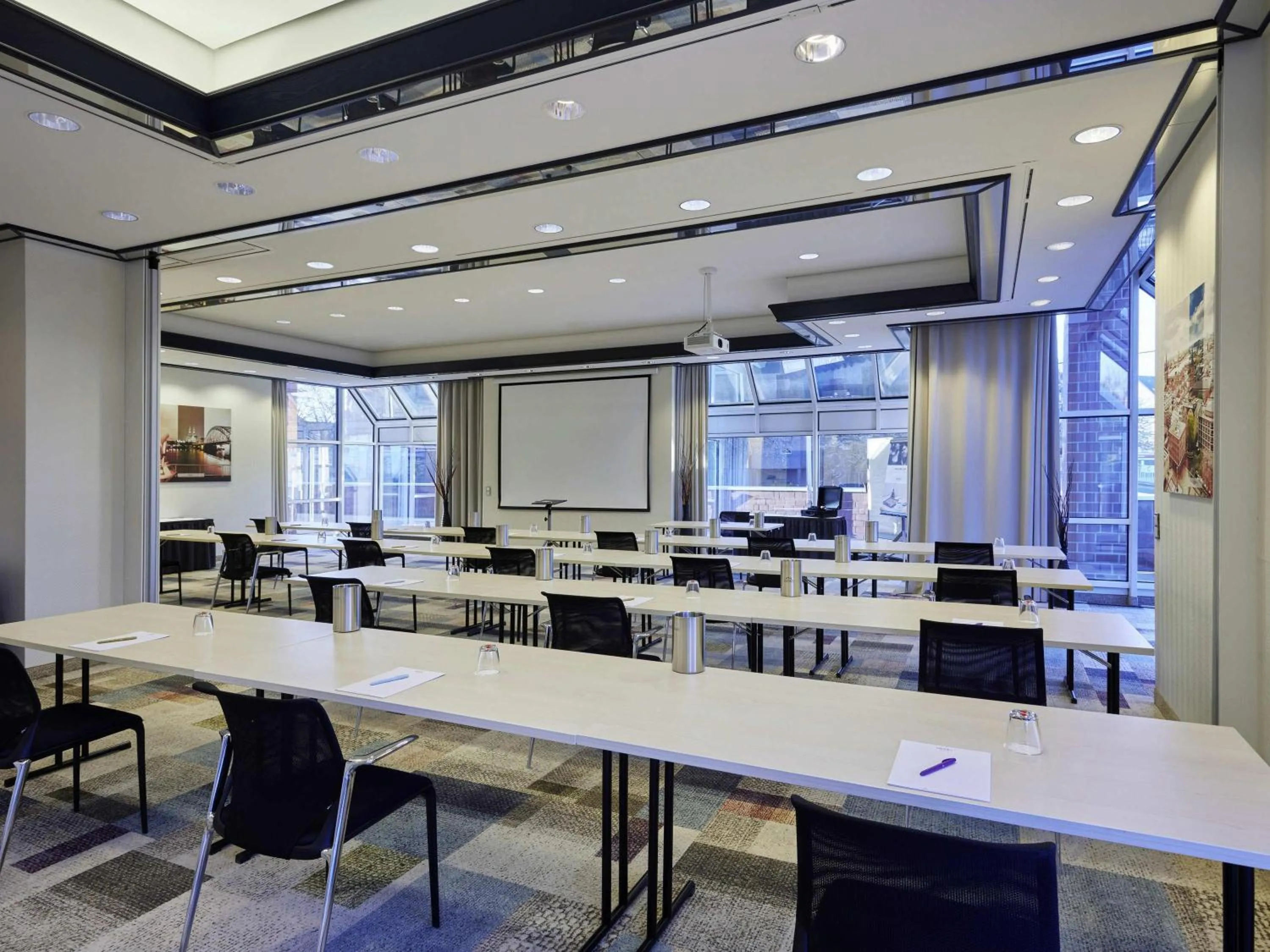 Meeting/conference room in Mercure Hotel Severinshof Köln City