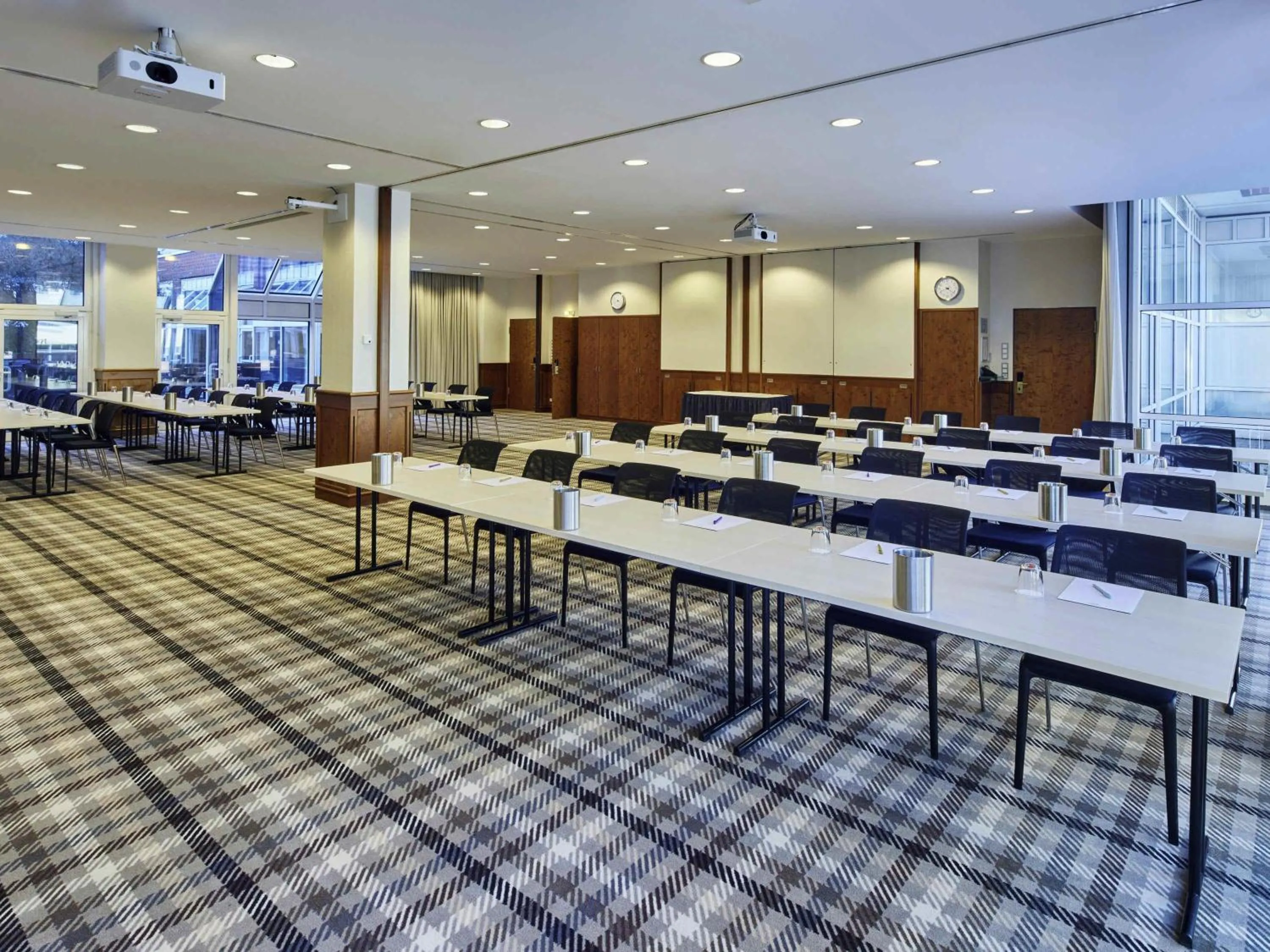 Meeting/conference room in Mercure Hotel Severinshof Köln City