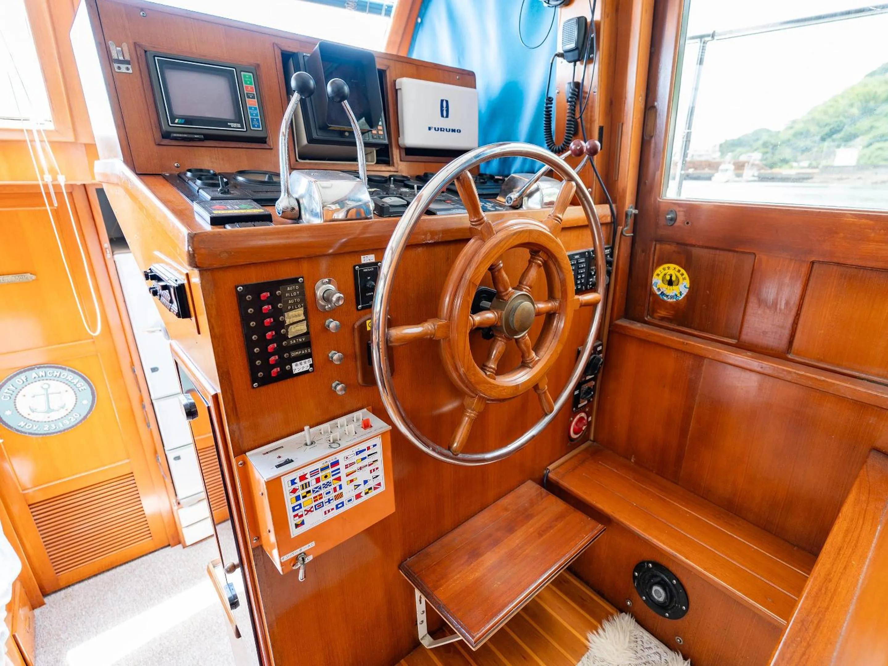 Photo of the whole room in Calm Lanai Harbor