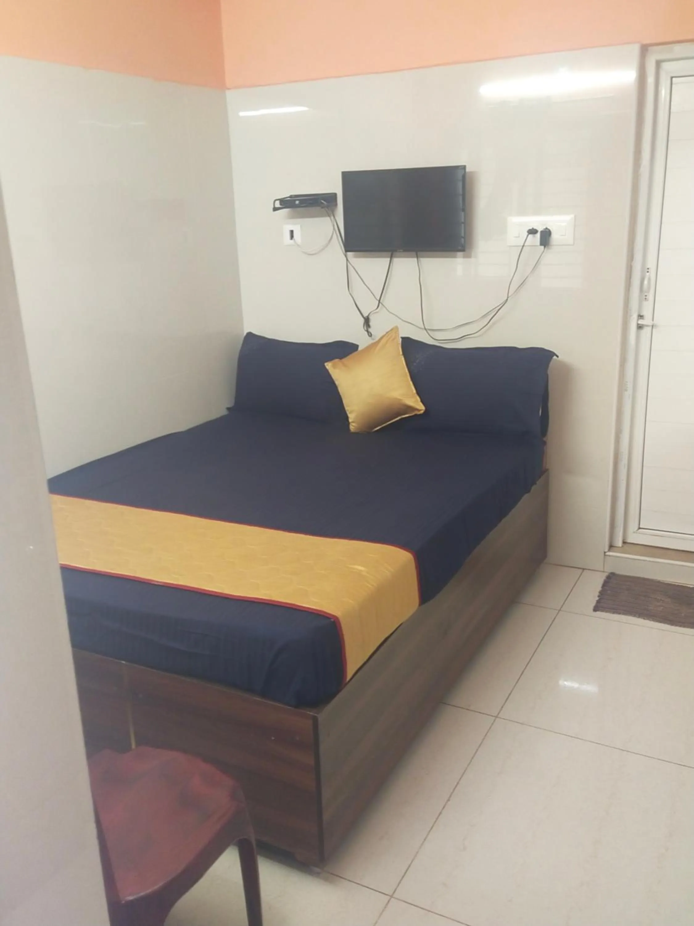 Bedroom, Bed in Hotel orchard inn