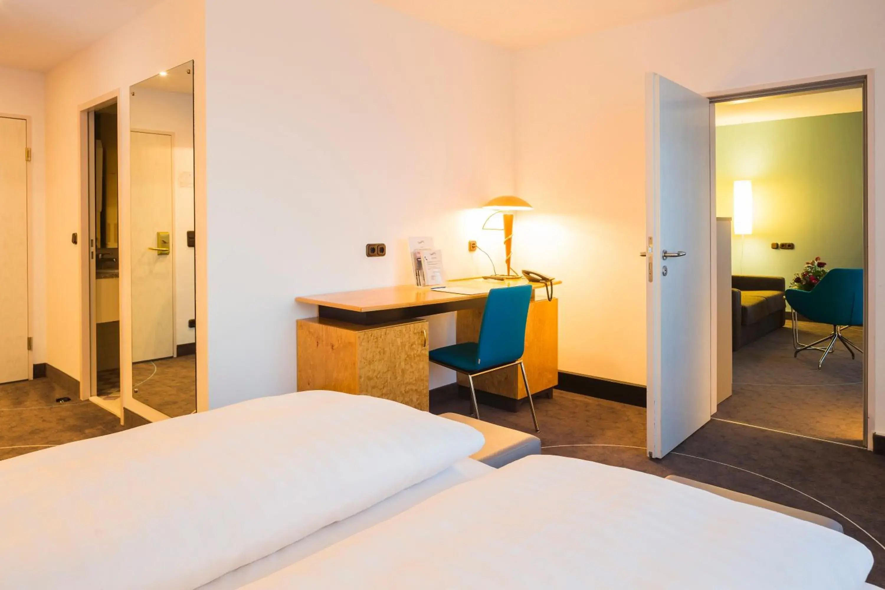 Decorative detail, Bed in Hotel Am Terrassenufer Decorative detail, Bed in Hotel Am Terrassenufer