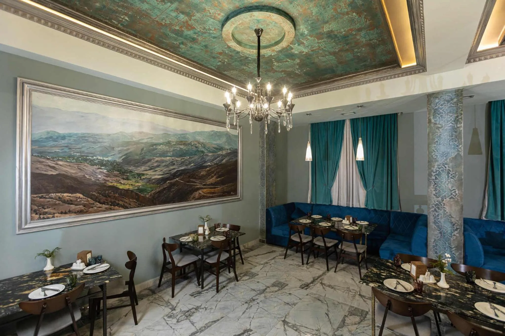 Restaurant/places to eat in Alaska Resort