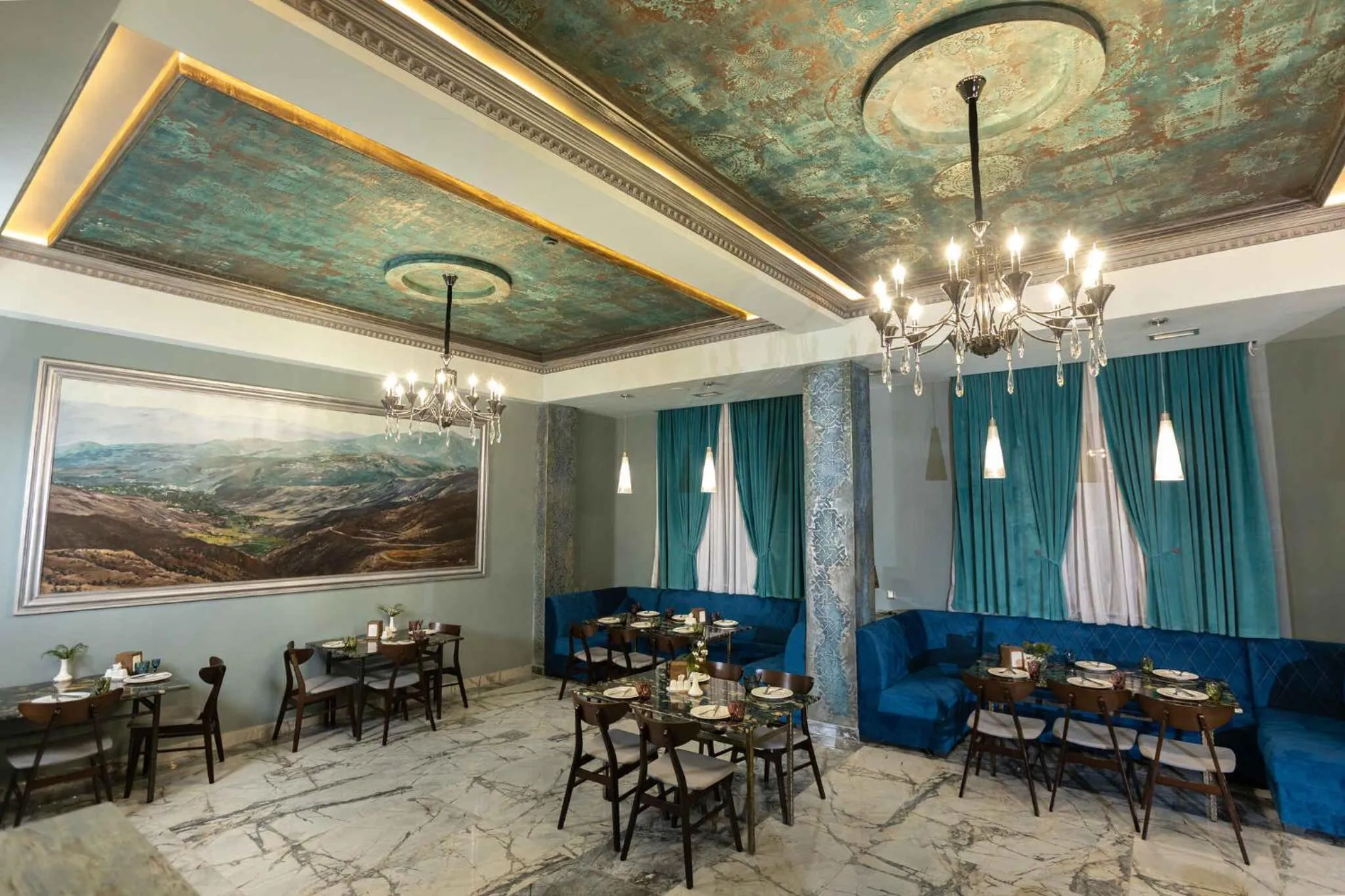 Restaurant/places to eat in Alaska Resort