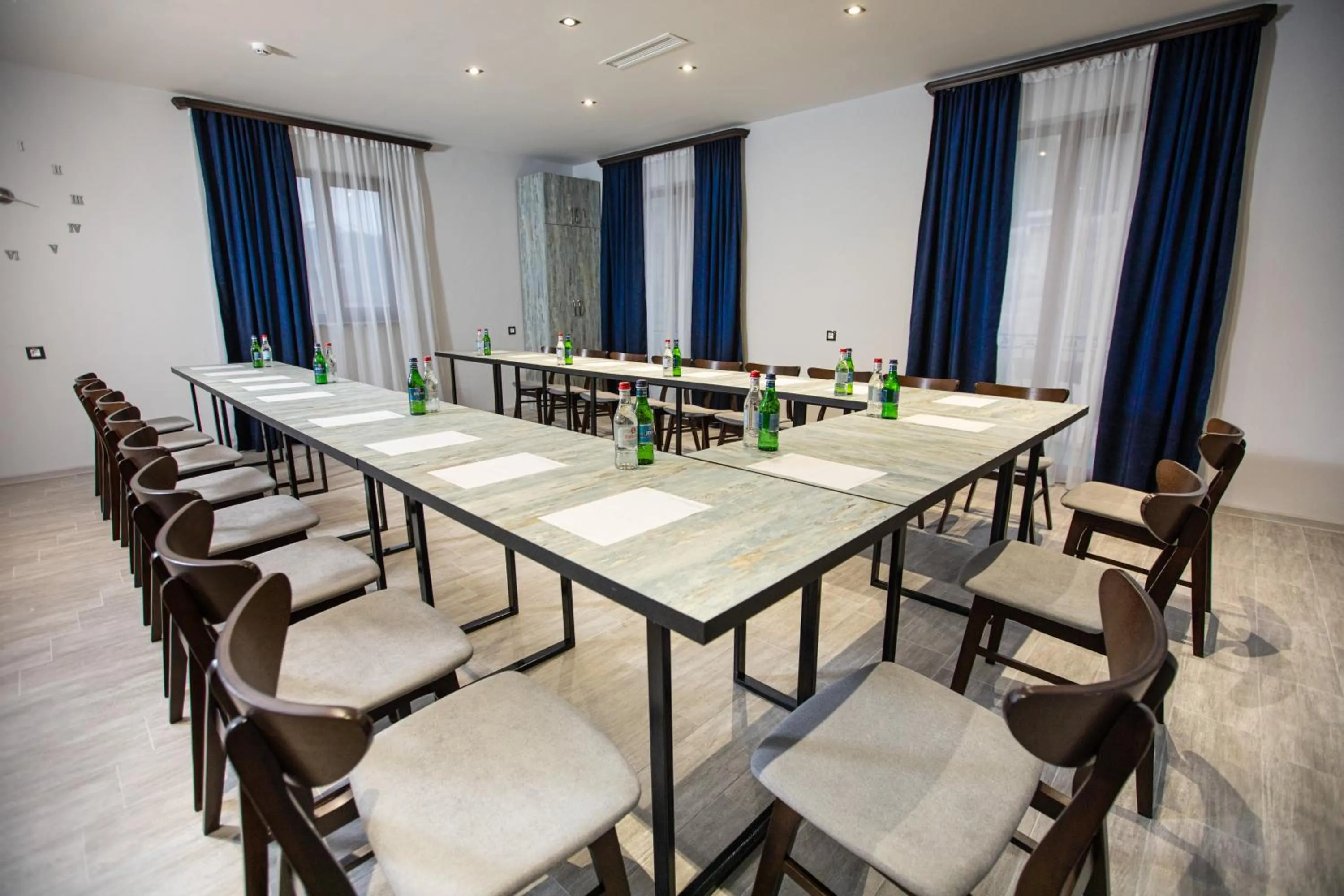 Business facilities in Alaska Resort