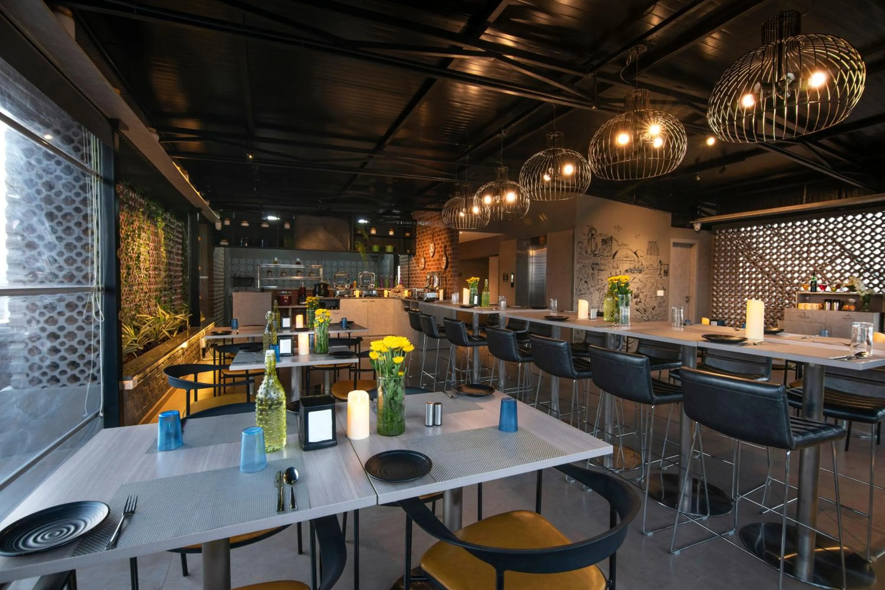 Restaurant/places to eat in Hotel Avora Tree By Rivido Kempegowda Airport Road