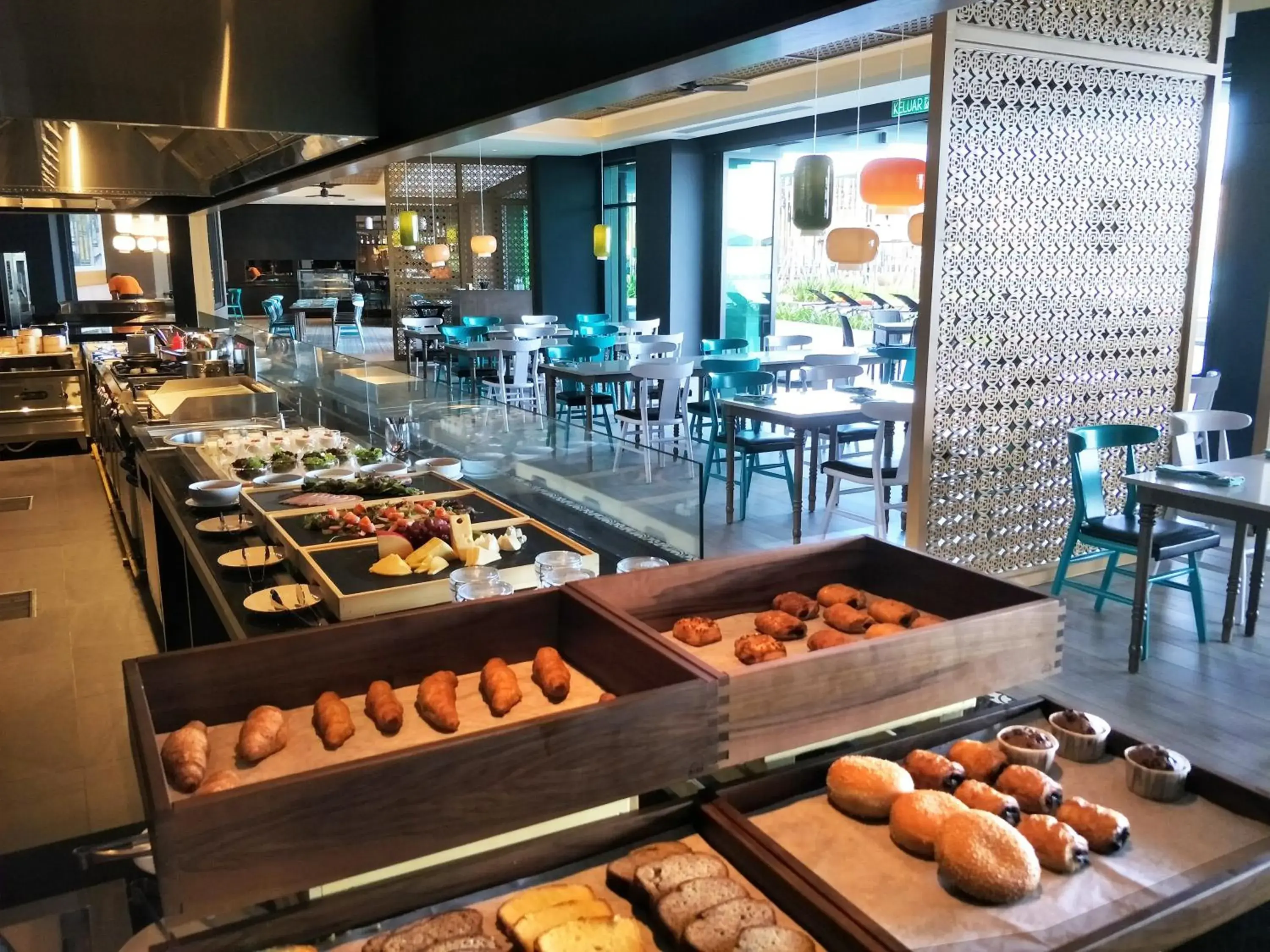 Restaurant/places to eat in Angsana Teluk Bahang, Penang Restaurant/places to eat in Angsana Teluk Bahang, Penang