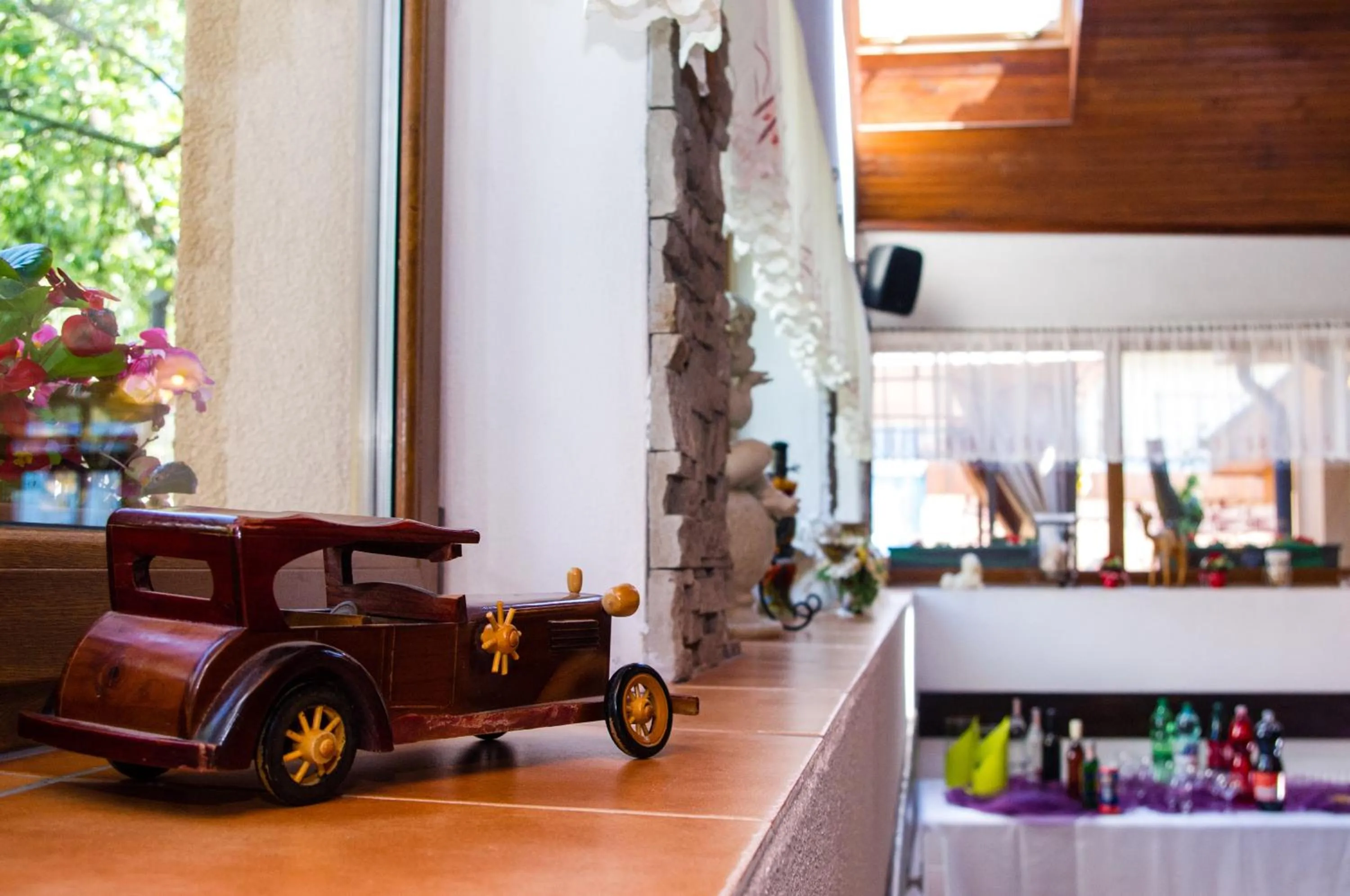 Restaurant/places to eat in Penzión Vila Petra Bed&Breakfast