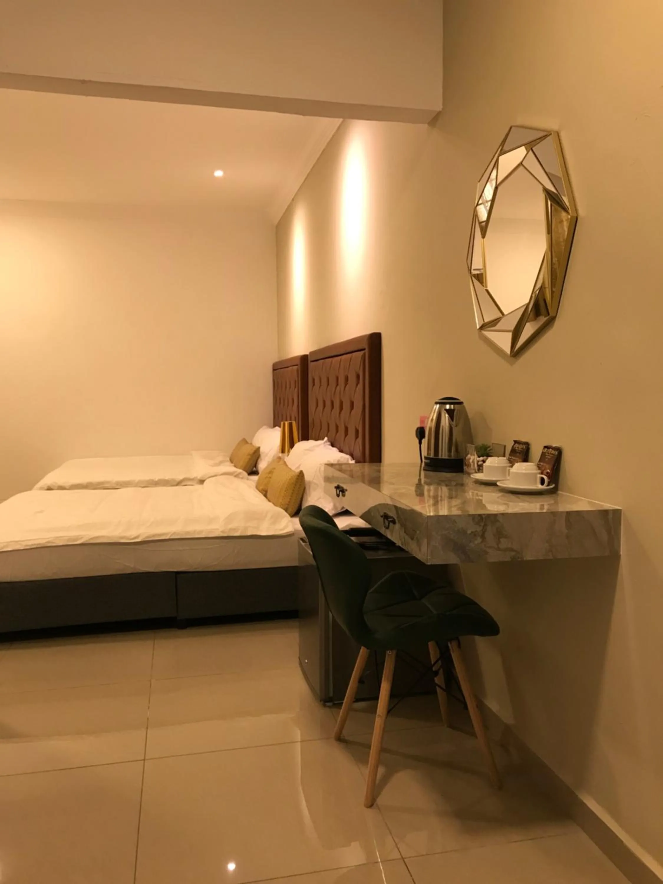 Art Heritage at Lucky 7