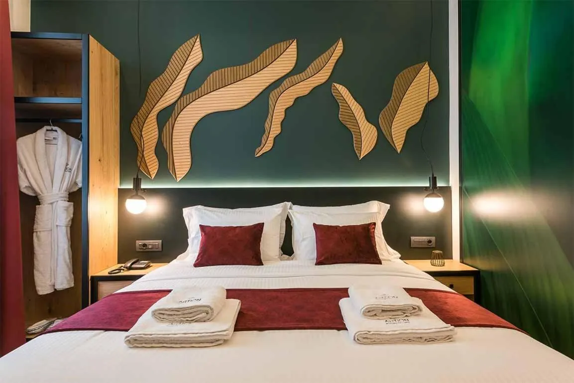 Photo of the whole room, Bed in Artion Boutique by Enorme