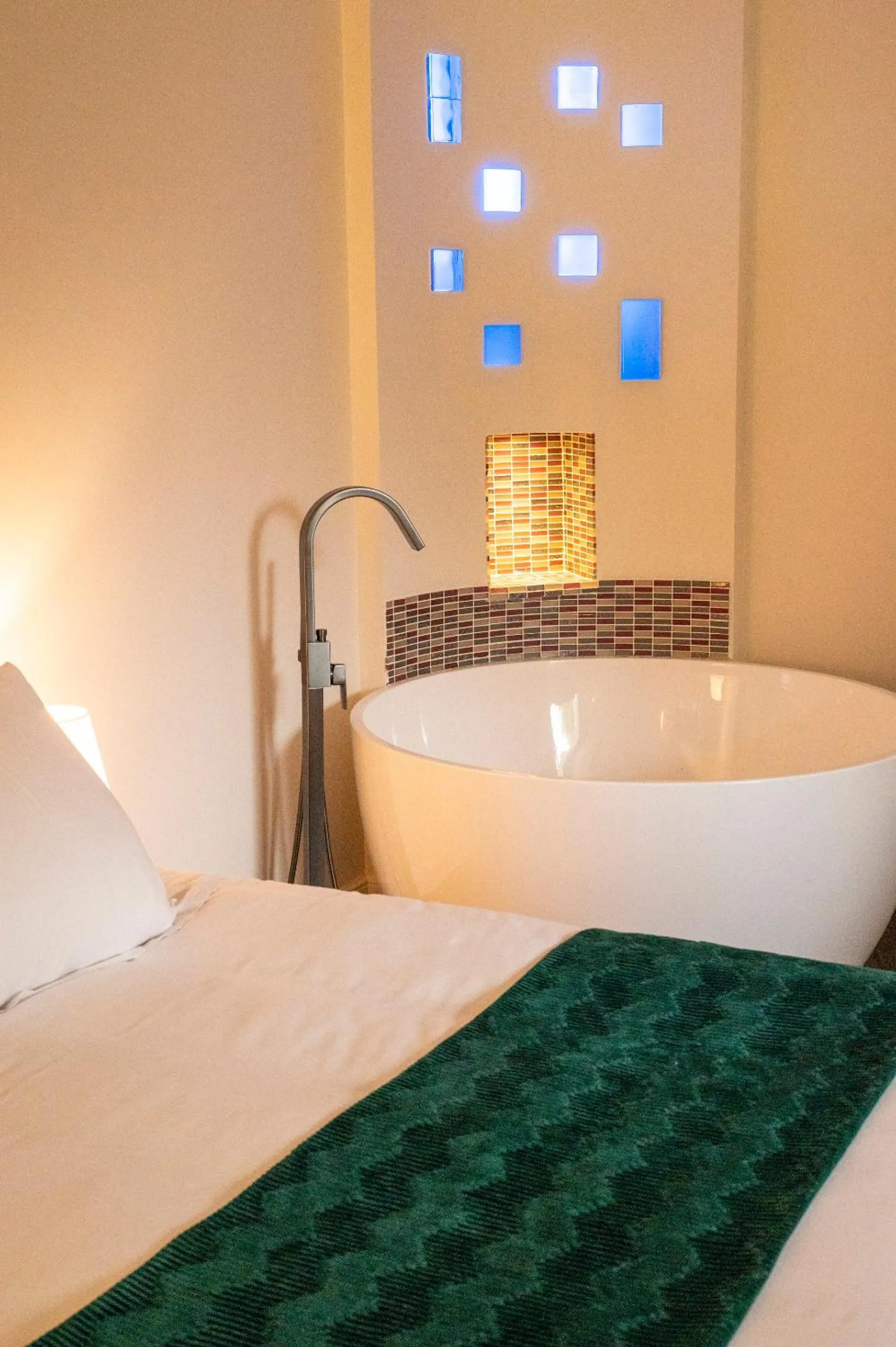 Bath, Bed in Hôtel Cantu di Fiumu