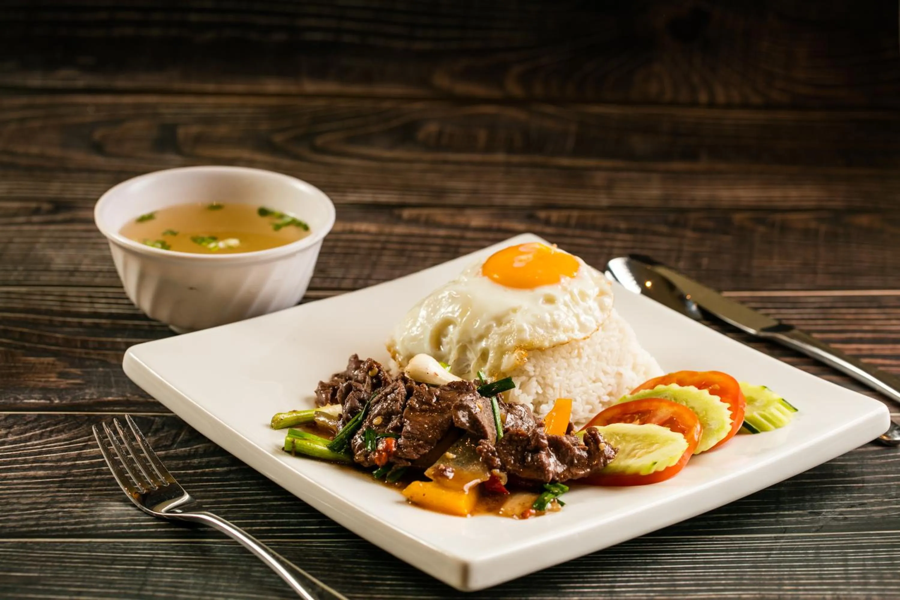 Restaurant/places to eat in Viryla Boutique Hotel