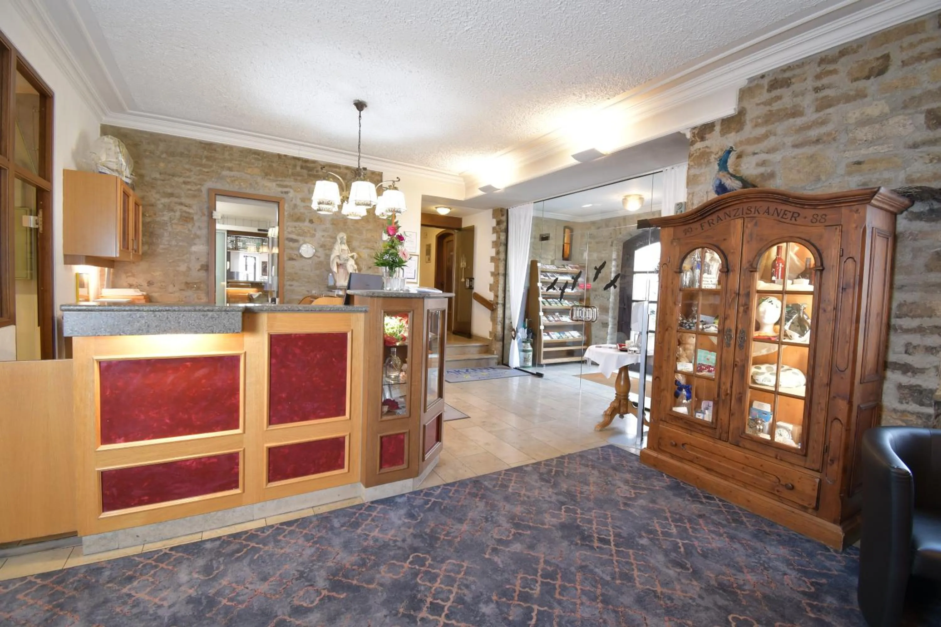 Lobby or reception in AKZENT Hotel Franziskaner
