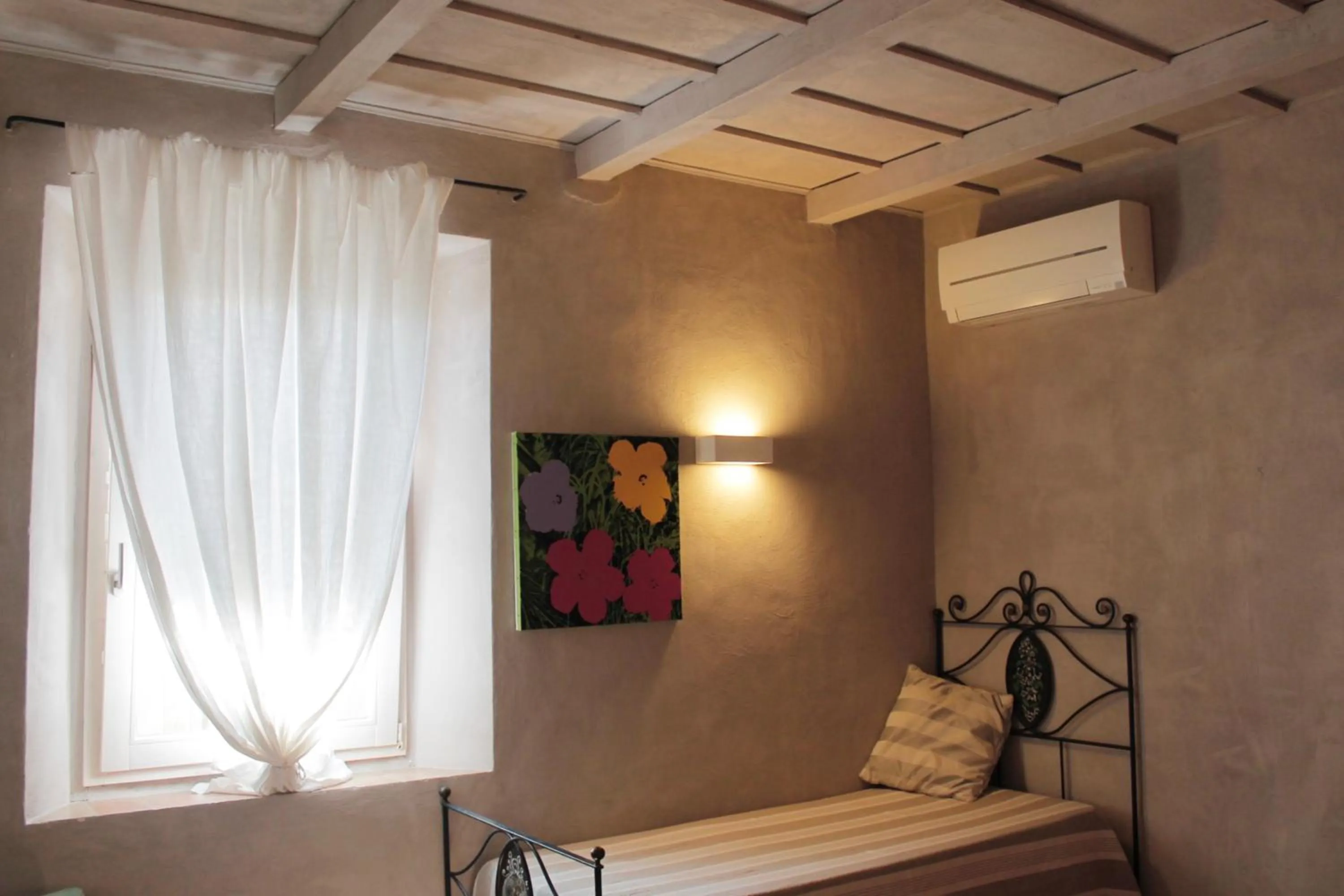 Bedroom in Tuttaterra