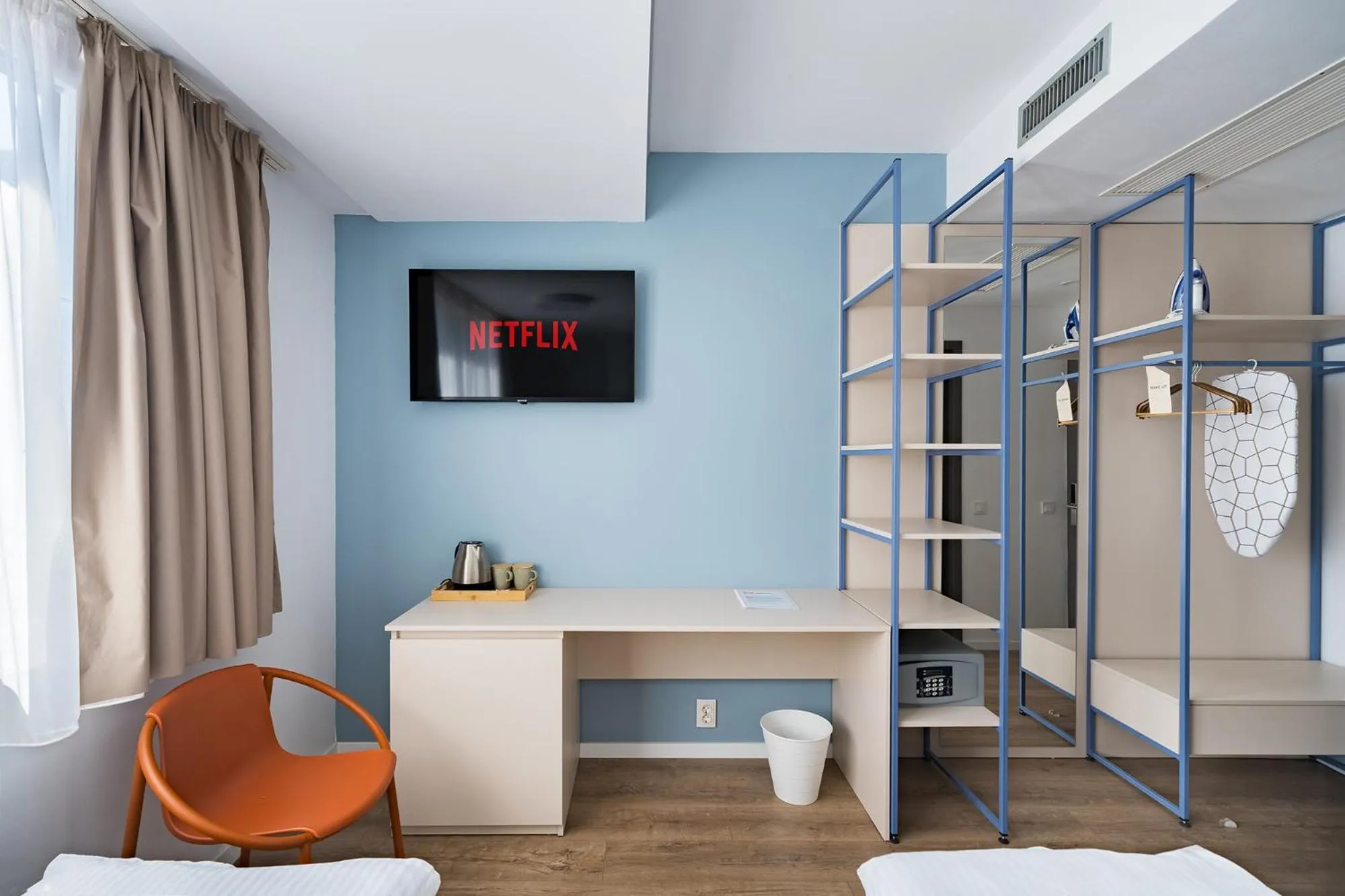 TV and multimedia, Bed in Graffiti Hotel